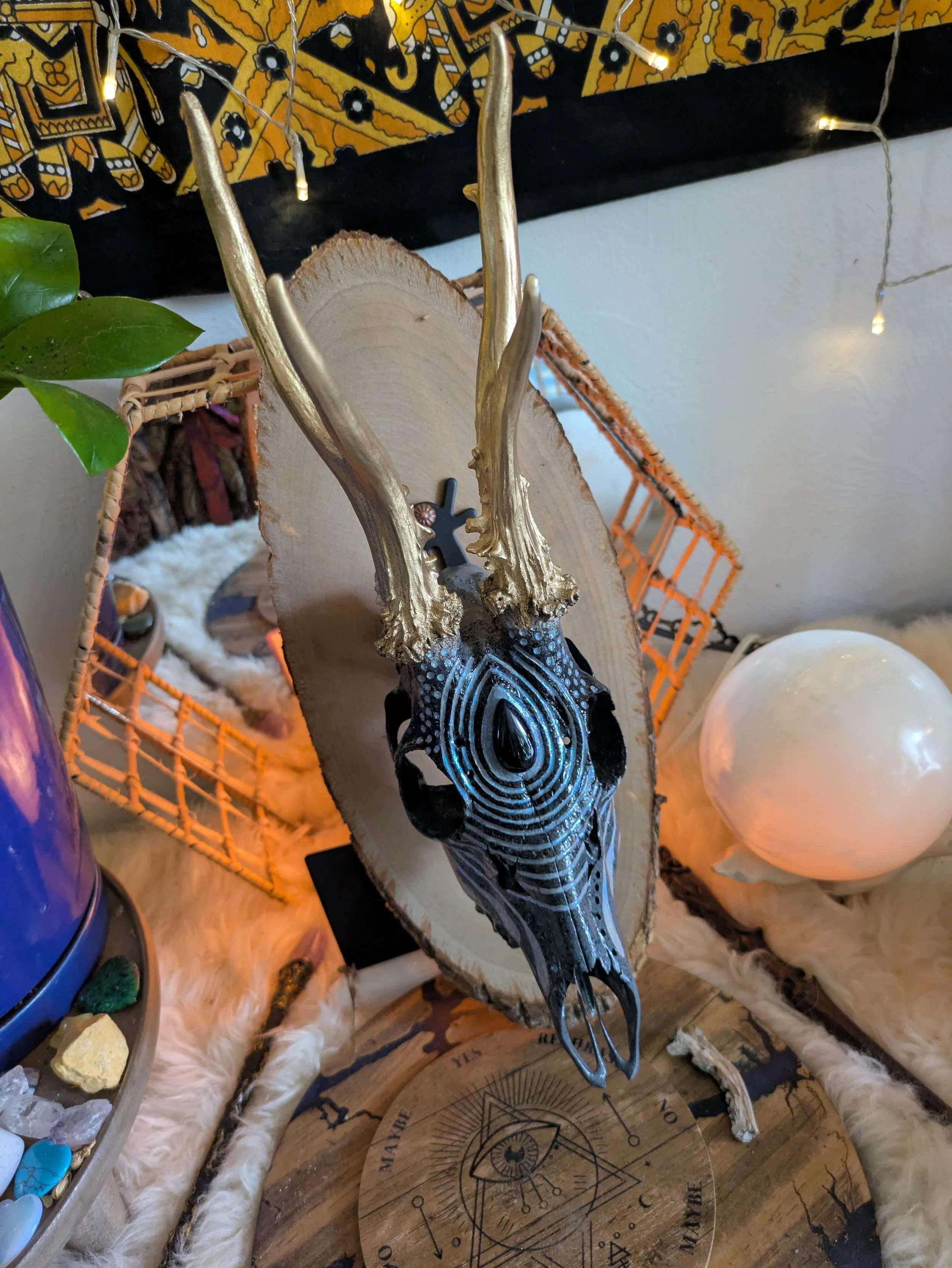 hand-painted hand carved roe deer skull