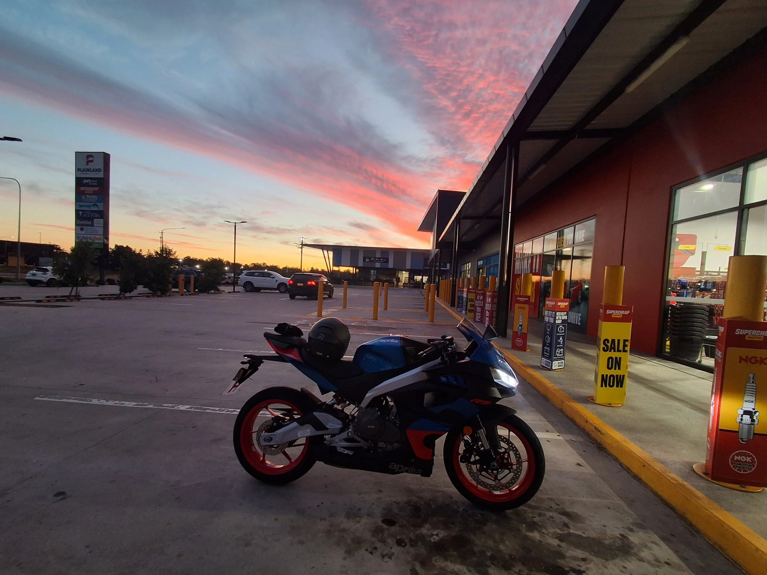 Aprilia RS457 photo 2