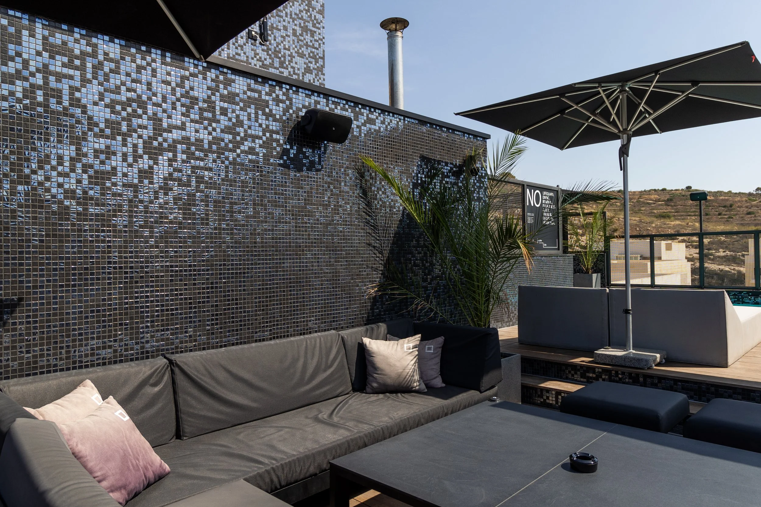 RooftopBarXlendi-057.jpg