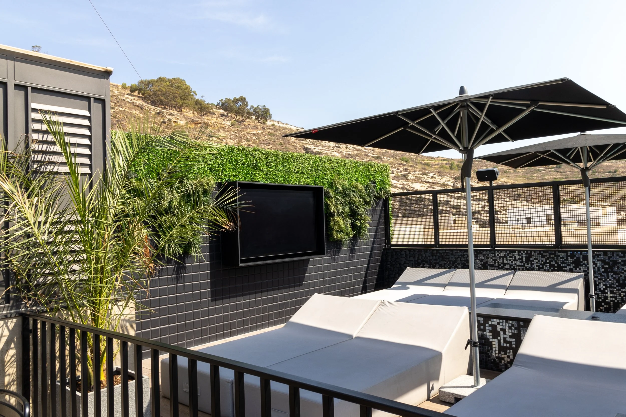 Block Hotel, Gozo