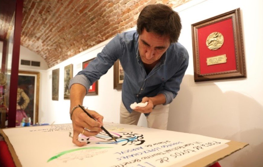 Encarga una obra de pintura a medida.