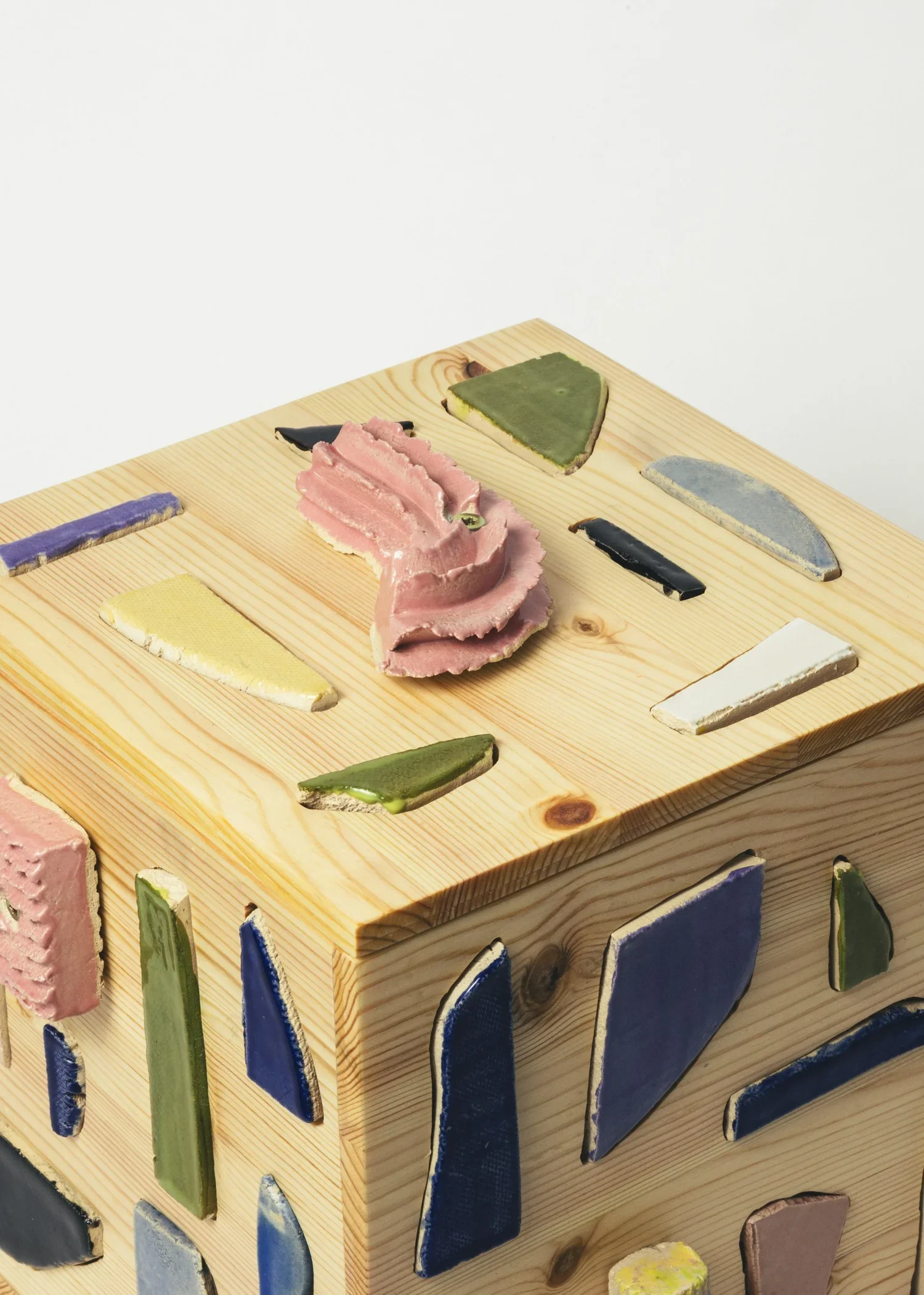 Tile+box+detail_photo+by+Sunna+Ben.webp