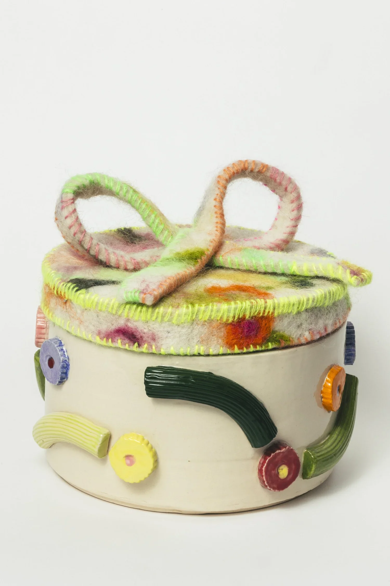Flower+felt+box_photo+by+Sunna+Ben.webp