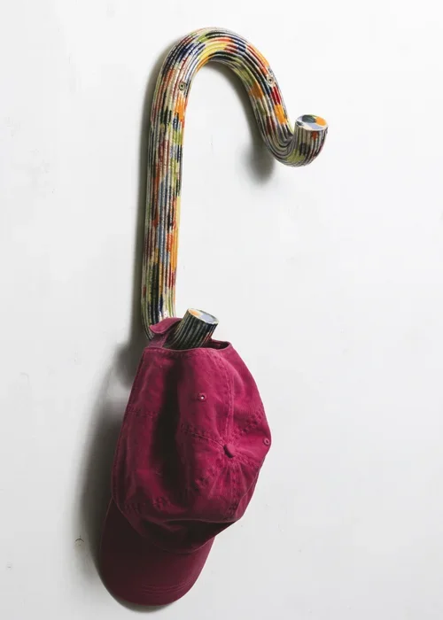 Duo+hook+with+cap_photo+by+Sunna+Ben.webp