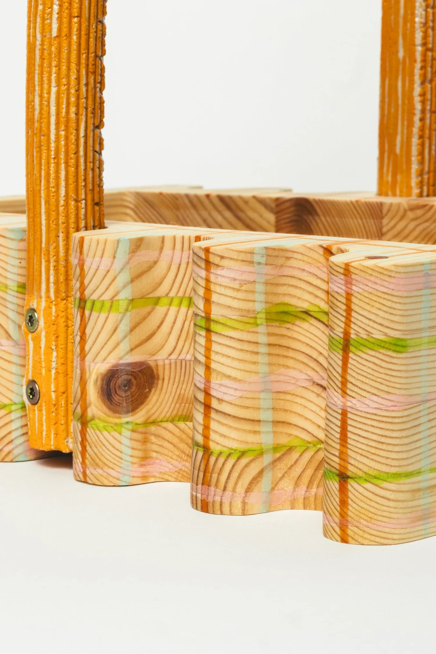 Wood+basket+detail_photo+by+Sunna+Ben+(1).webp