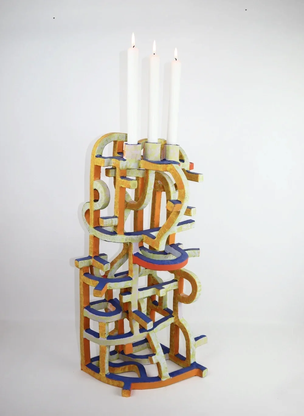 Floor candleholder