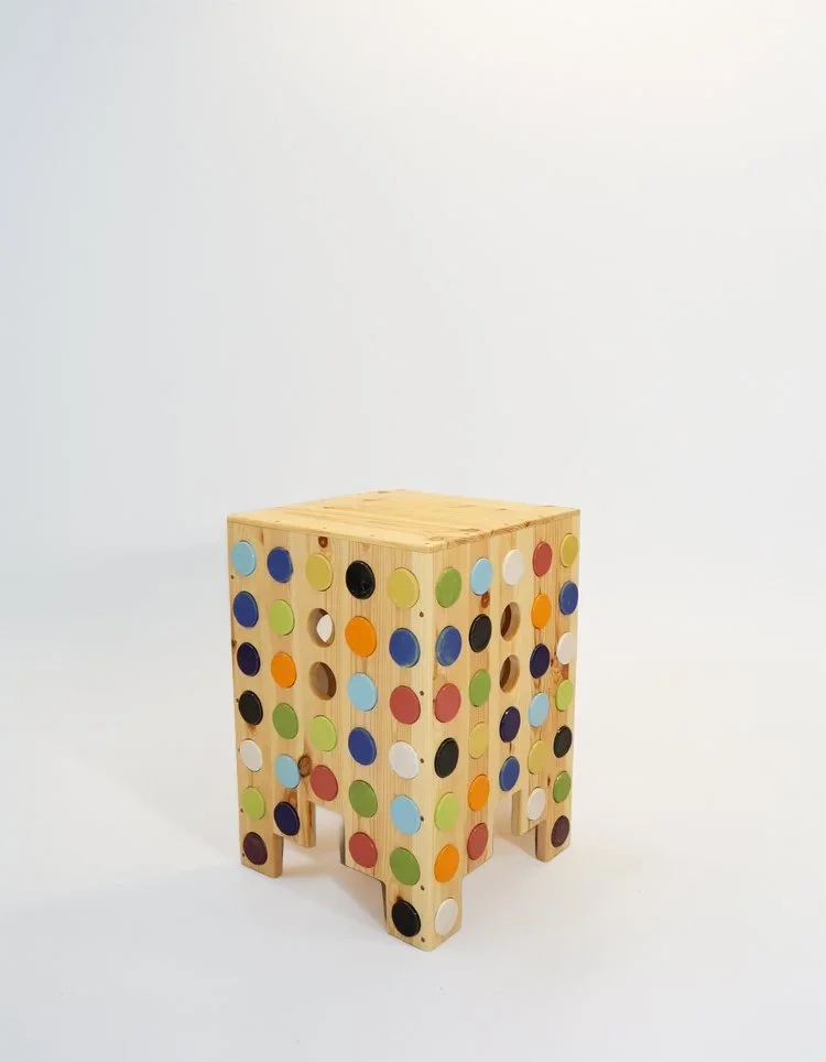 Dot dot dot chair