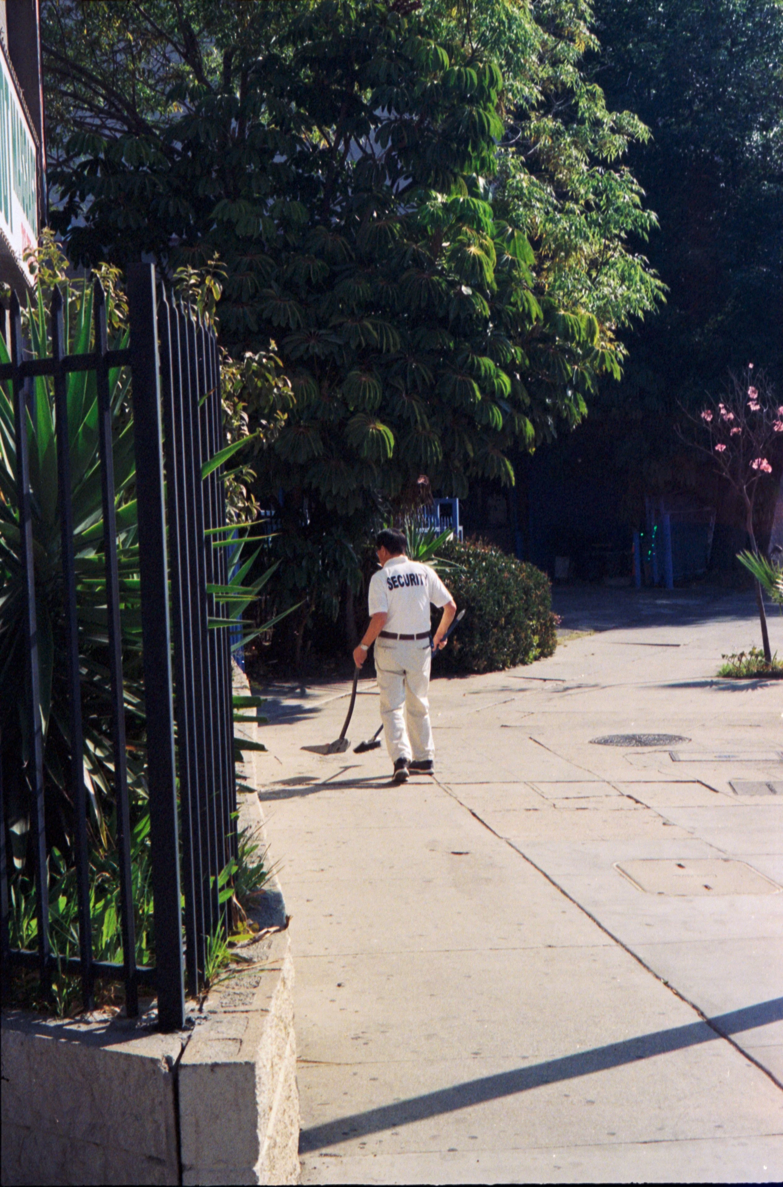 i know alone_001.jpg