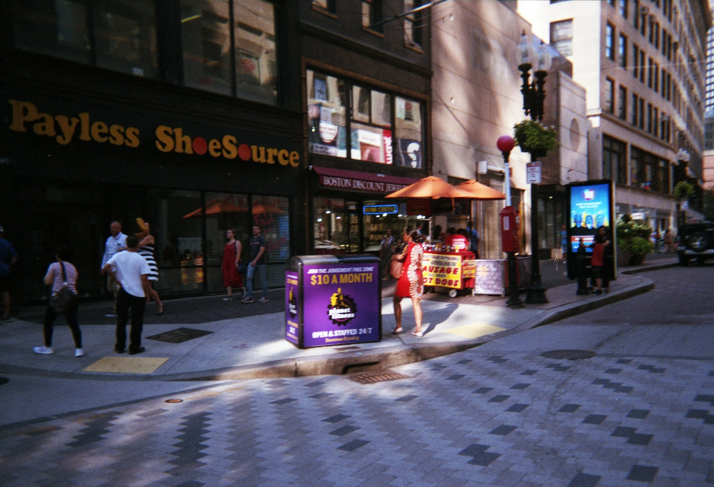 out on the streets024.jpg