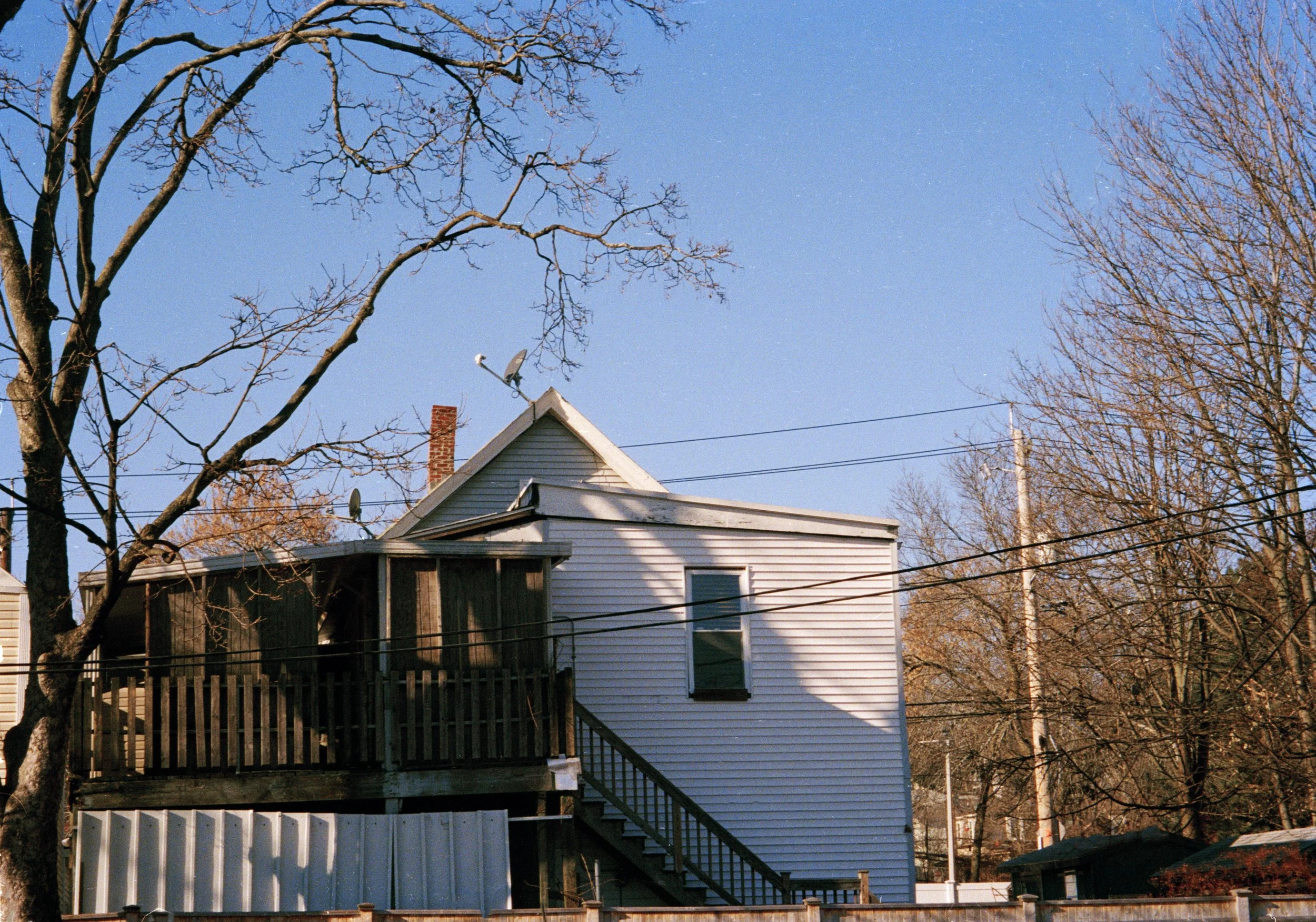 33_house _ around_outside ula, house, light, trees.jpg