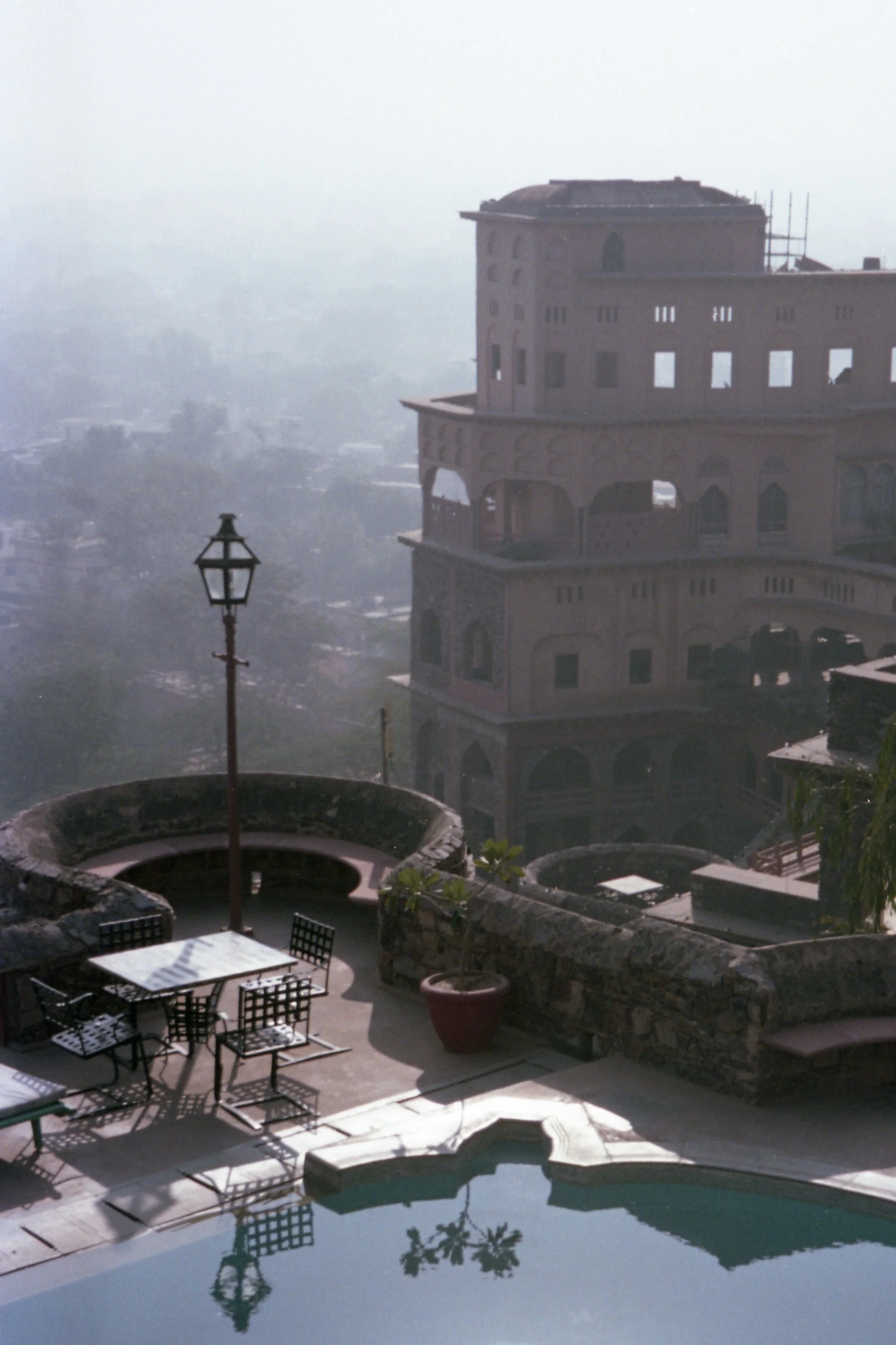 img017.jpg