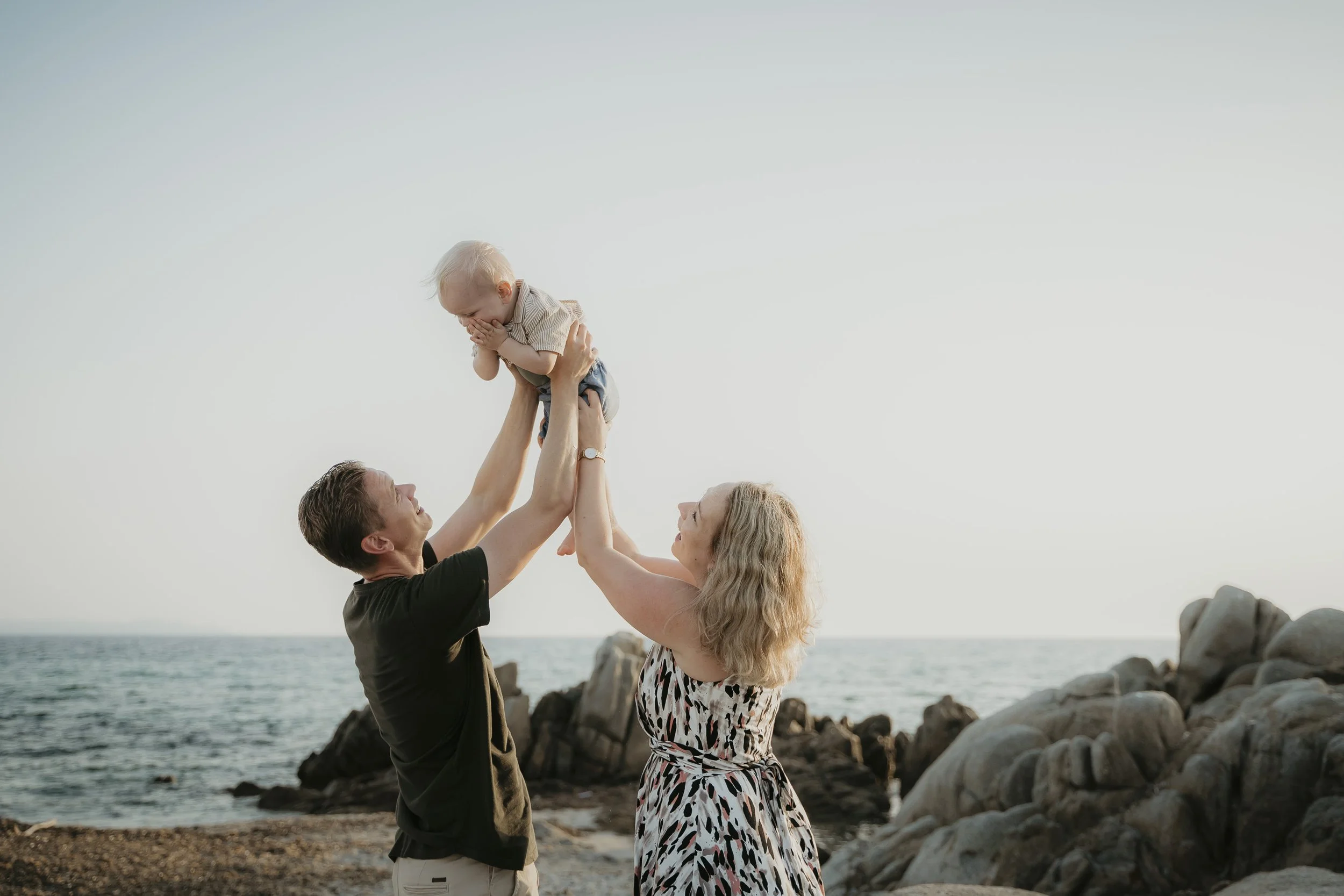 Servizio Fotografico di Famiglia al tramonto Santa Teresa Gallura Sardegna