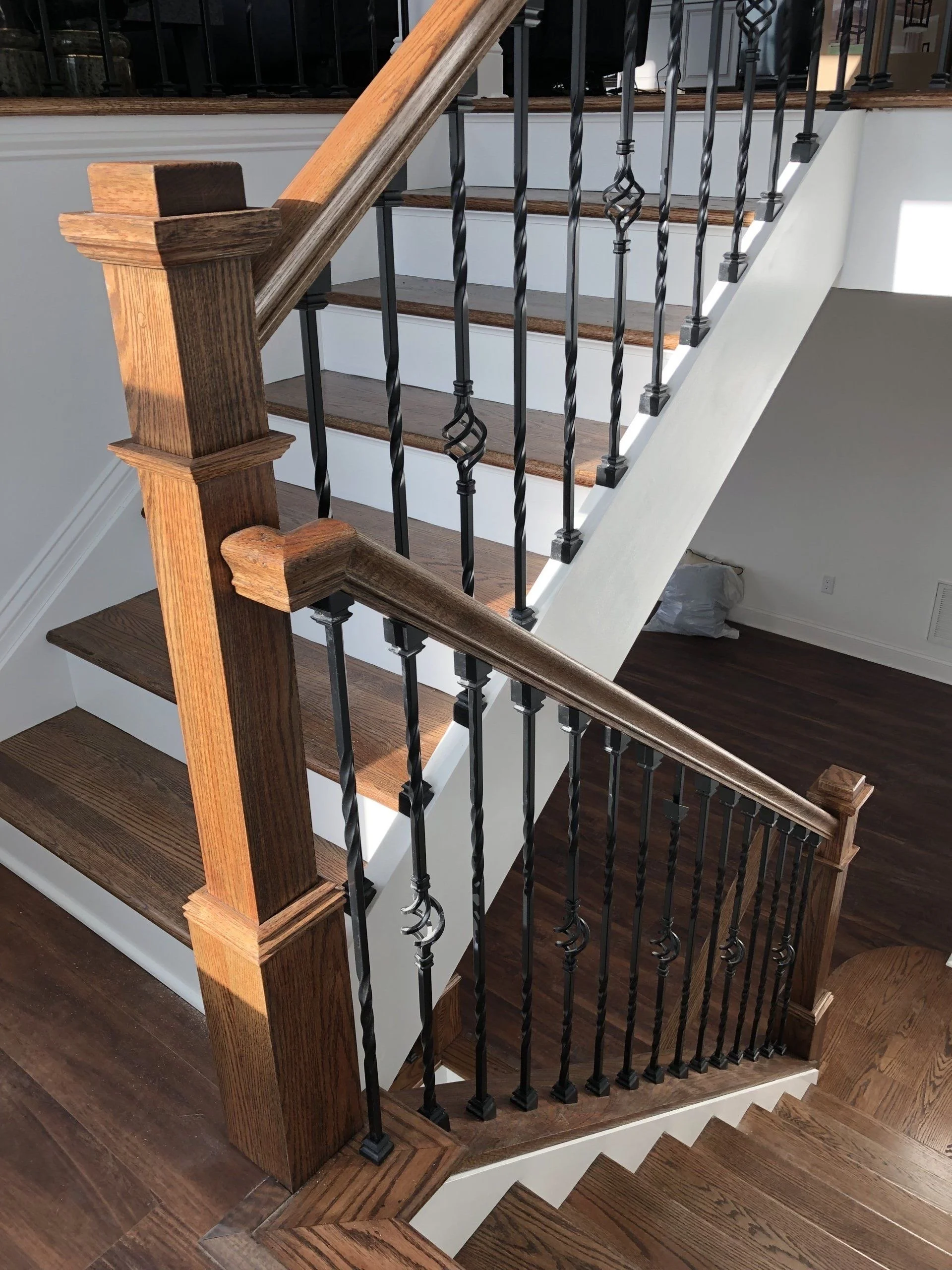 32_interior-1920w.jpg