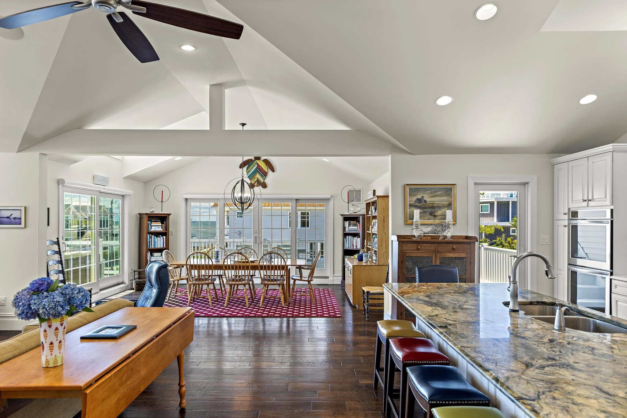 55 W California Ave (22).jpg