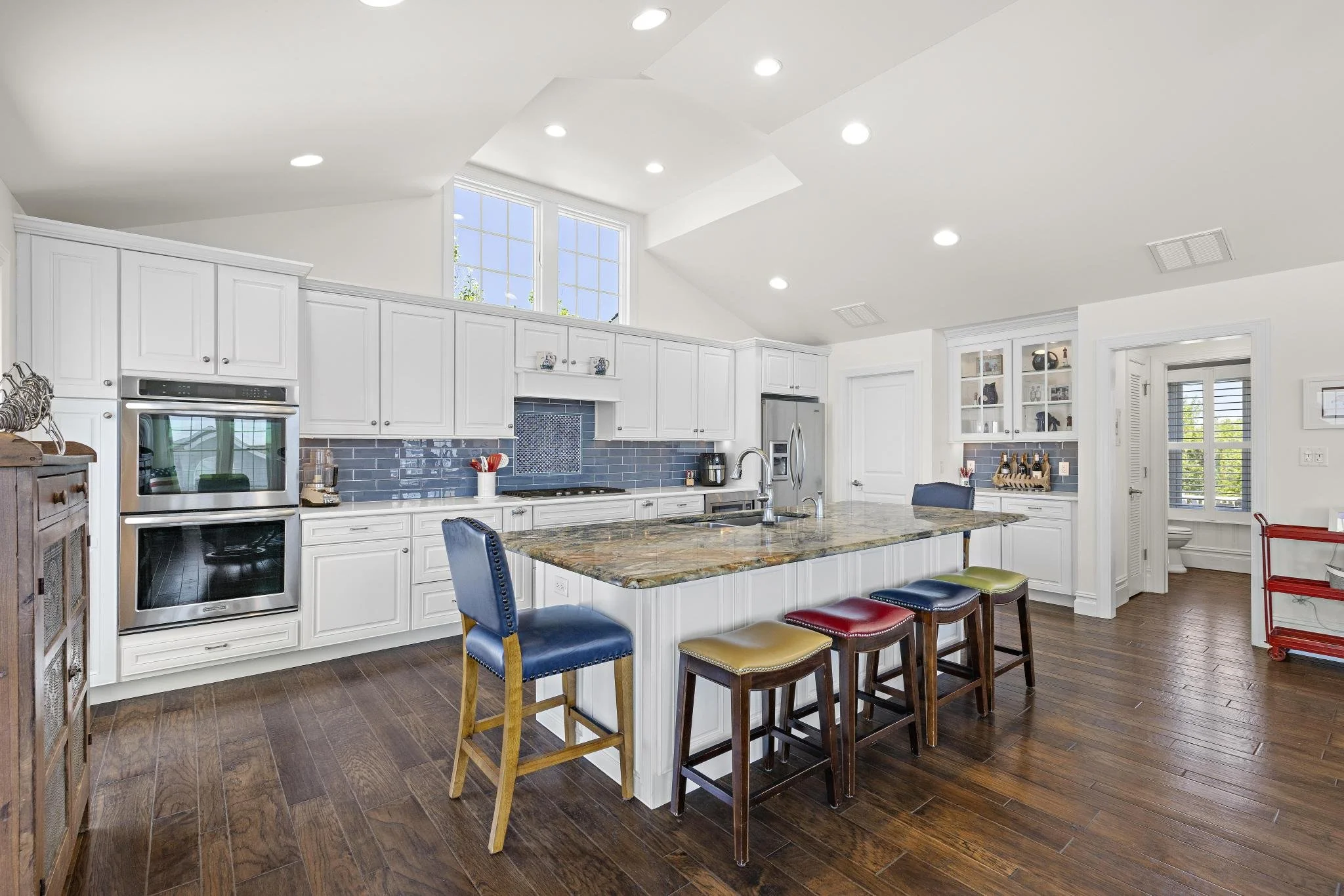 55 W California Ave (25).jpg