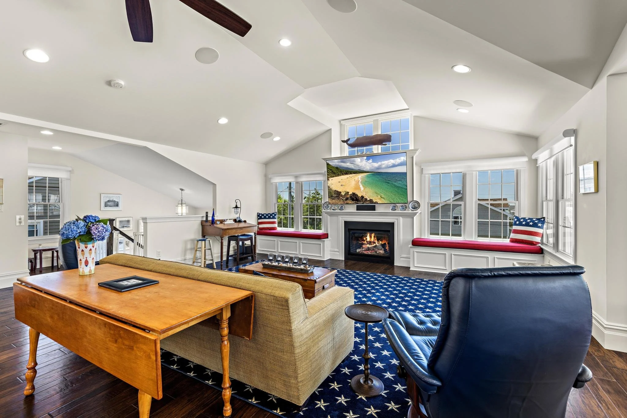 55 W California Ave (19).jpg