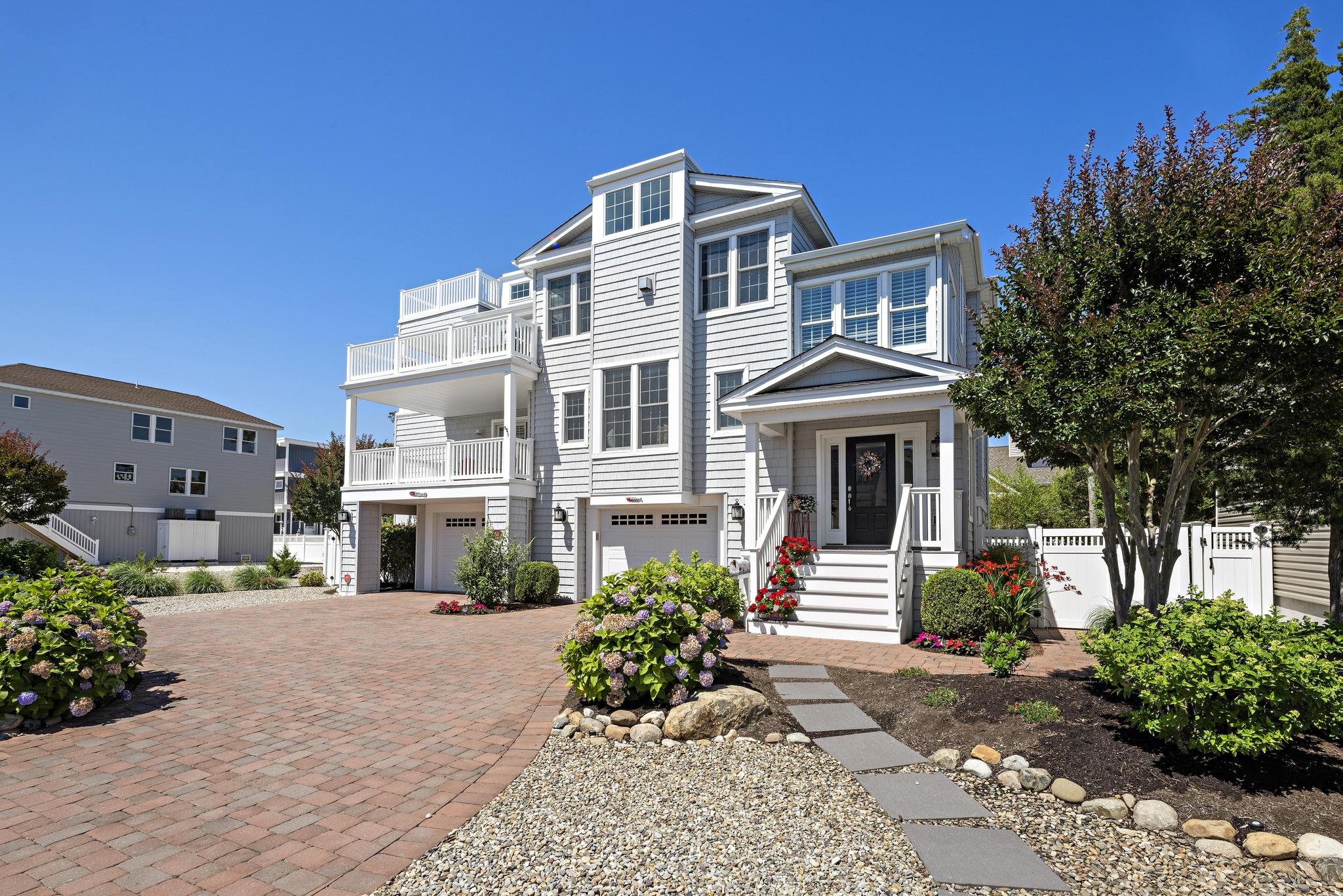 55 W California Ave (14).jpg