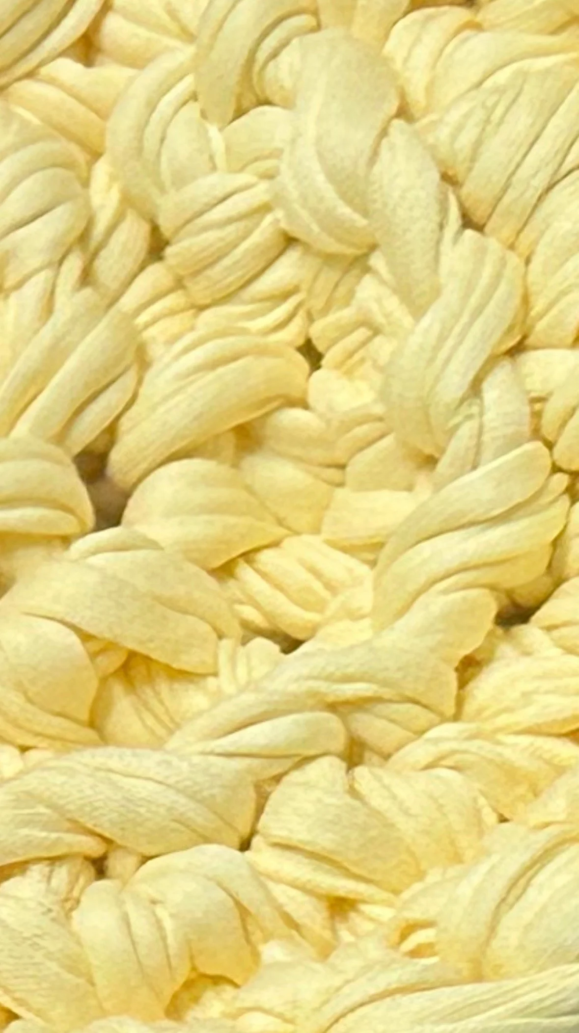 GraziaBUTTERYELLOWzoom.jpeg