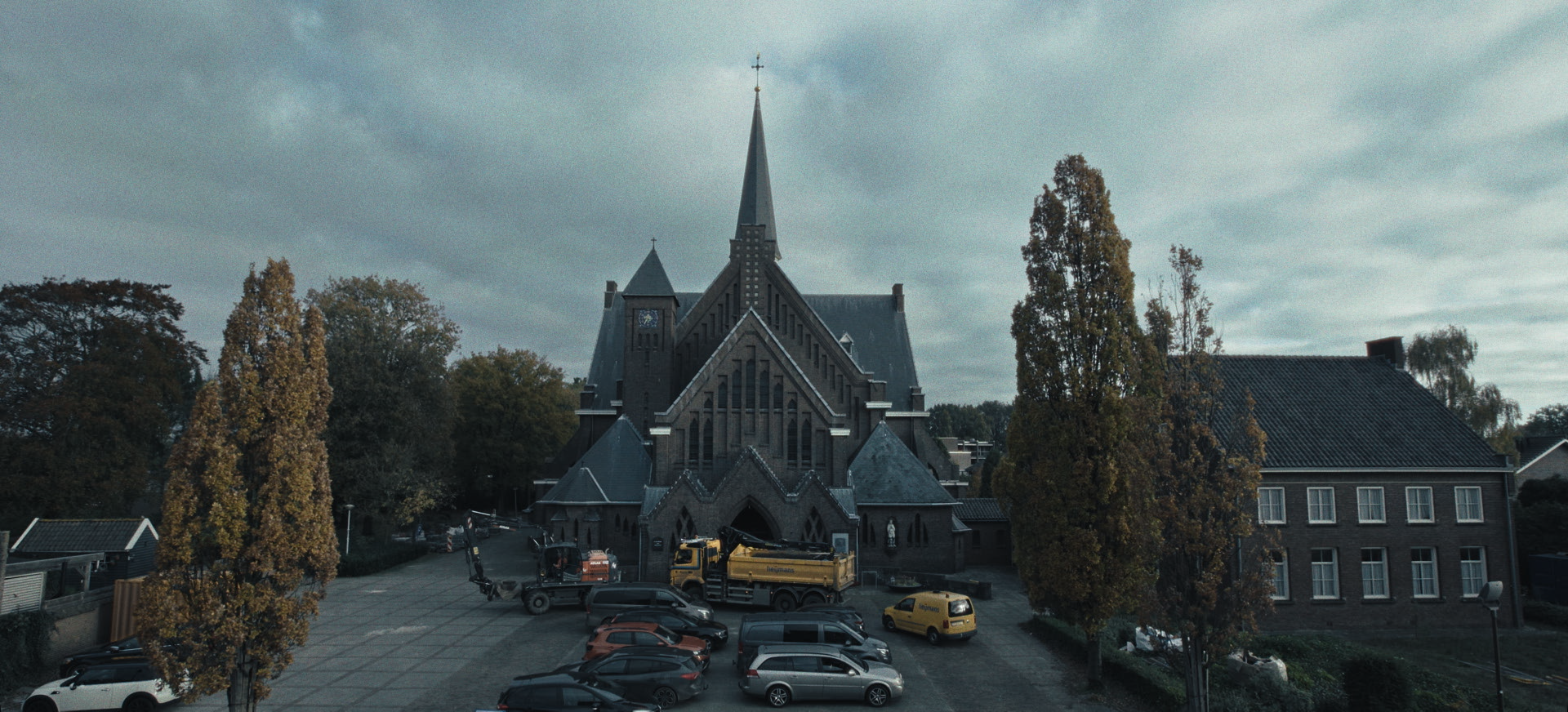 P22301_DeLaatsteParochianen_S_NL_XX_LtRt_prores422LT_20220304.mov.00_12_59_11.Still011.png