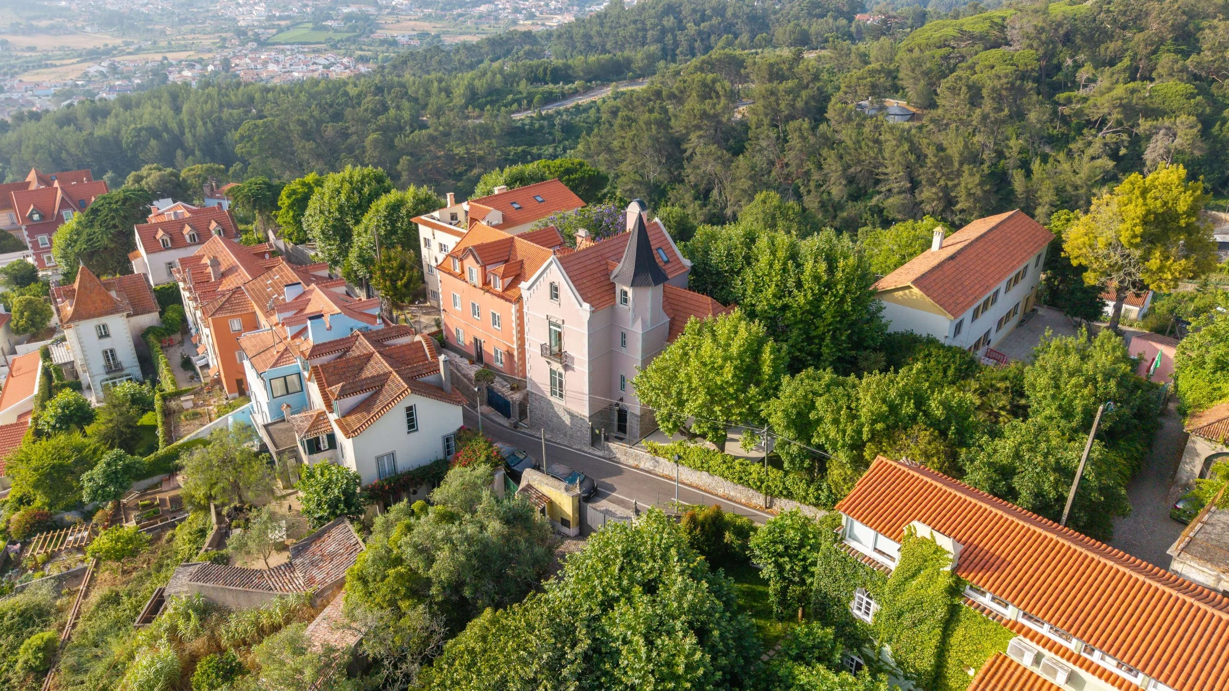 THE ESSENCE OF SINTRA