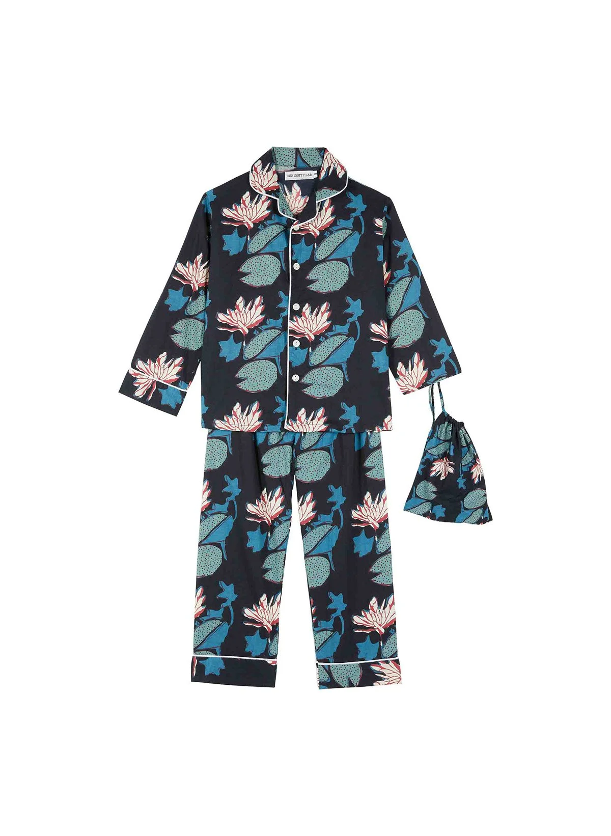 Pyjama à motif floral avec chemise à manches longues, pantalon assorti, et sac assorti