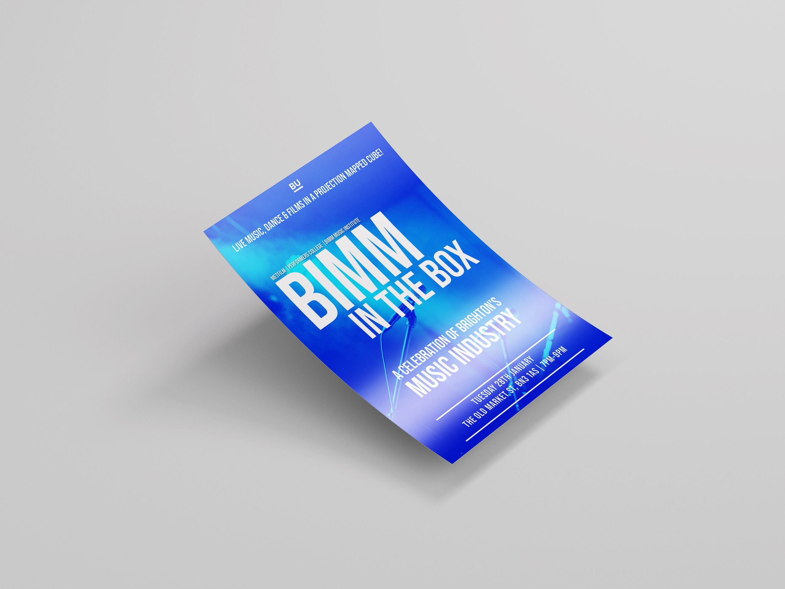 Affiche bleue avec des éclairages de scène, annonçant un événement de musique, danse et films intitulé 'BIMMAM IN THE BOX', célébrant l'industrie de la musique de Brighton, avec la date et l'heure, le mardi 28 janvier, au Old Market à Brighton.
