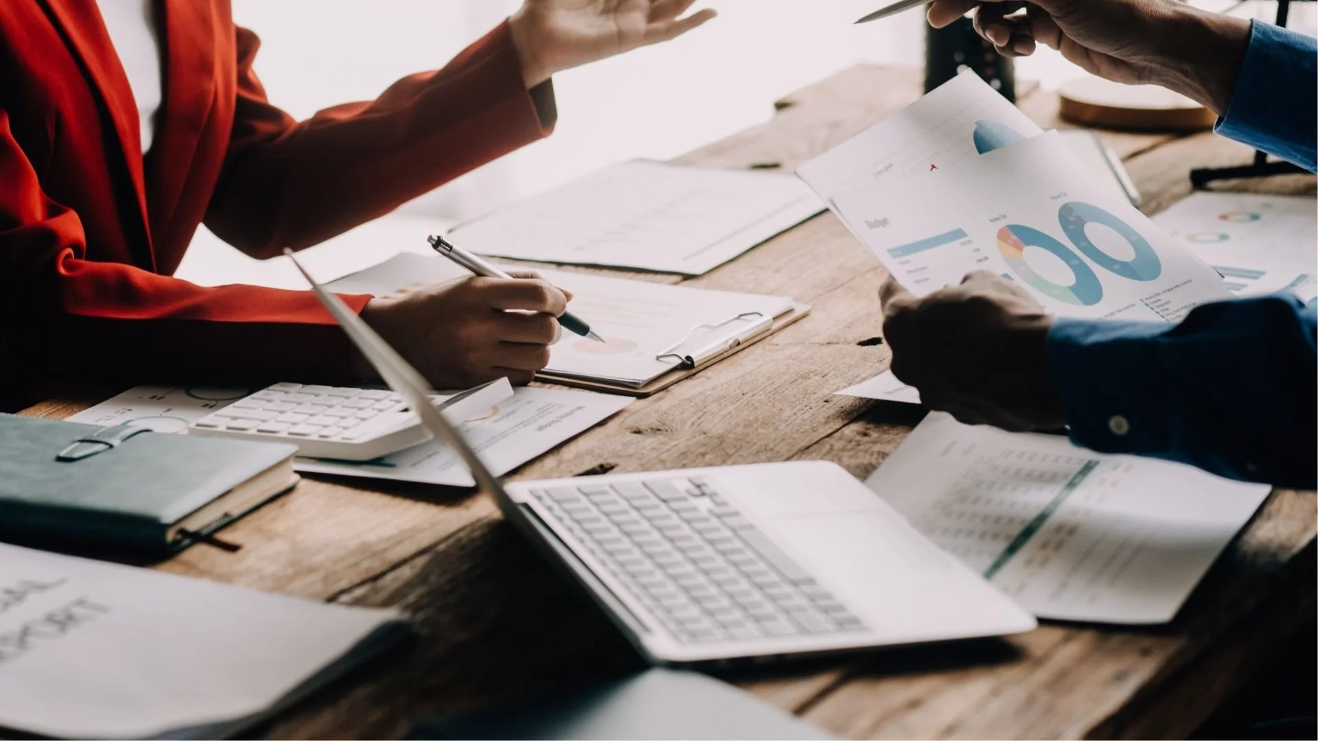 Business start up consultation providing guidance on planning, compliance and business structure.