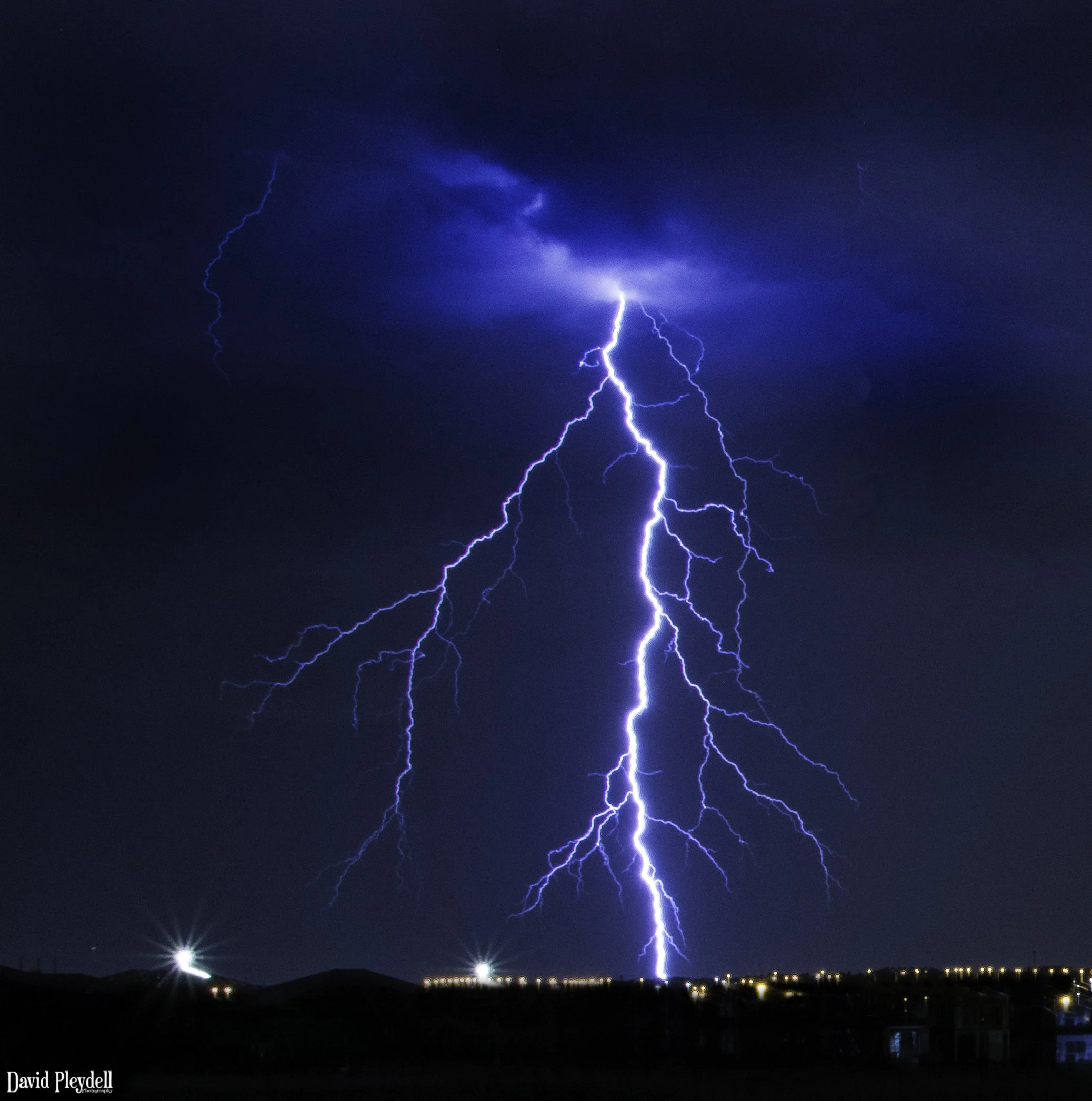 Austral and Lightning 050-3.JPG