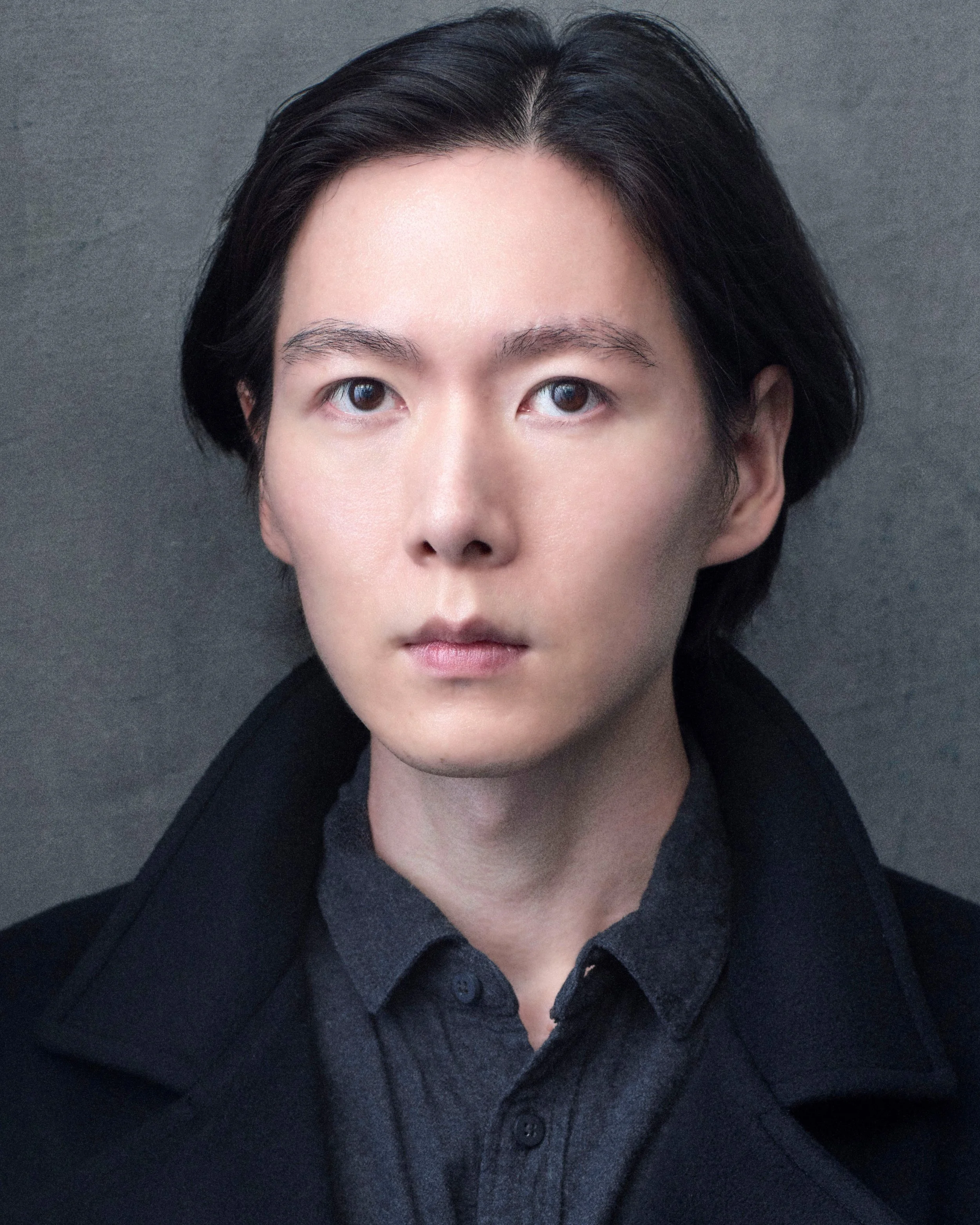 Jun Noh Headshot 1.jpg