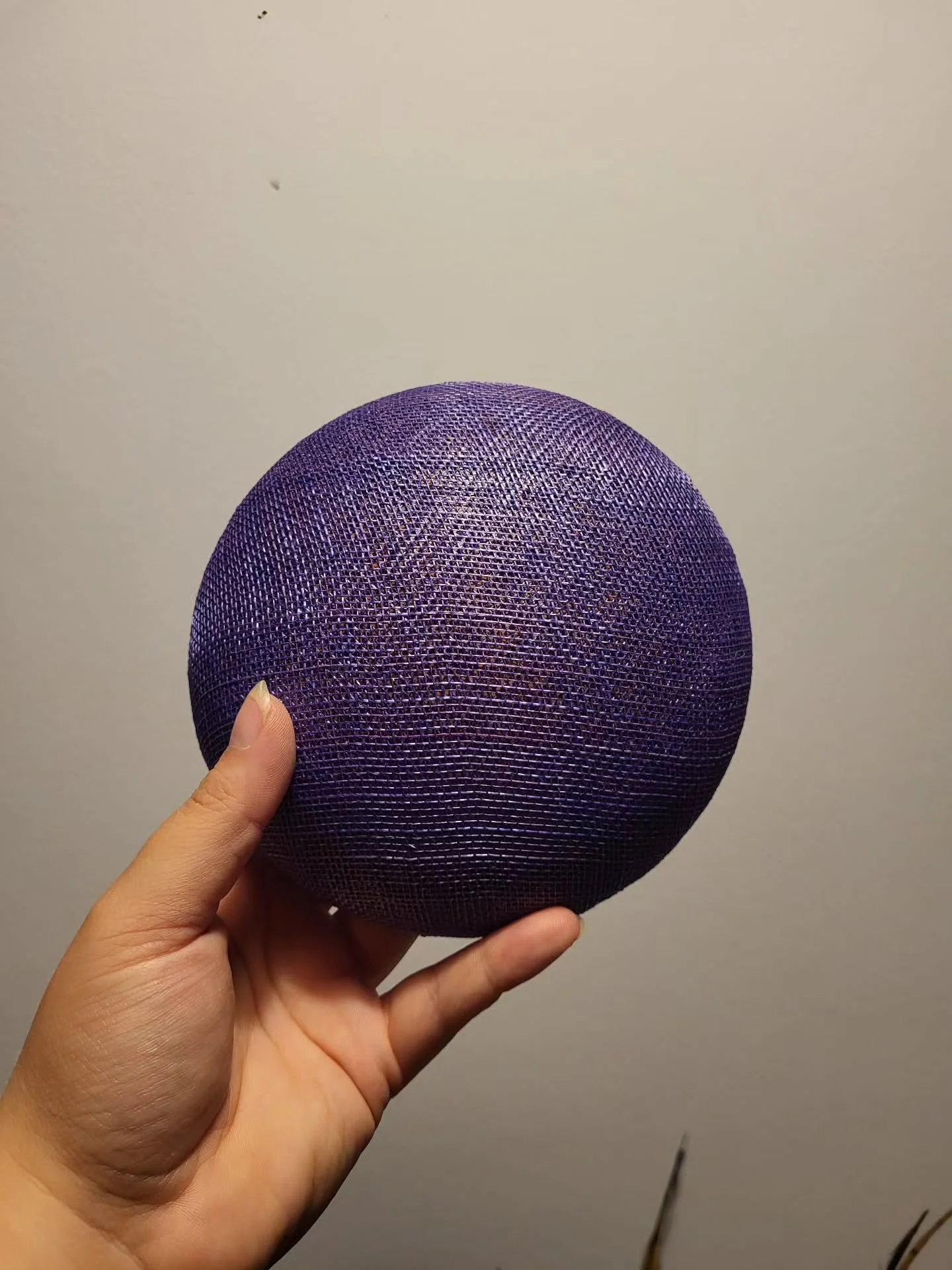 🪡 Something New Is On The Go 🪡

A little dash of colour ~ a lovely royal purple, and the matching embellishment is  pinned and ready to be sewn in place once  this is dry. 

Im attempting something different, a very structural and fluid piece, with