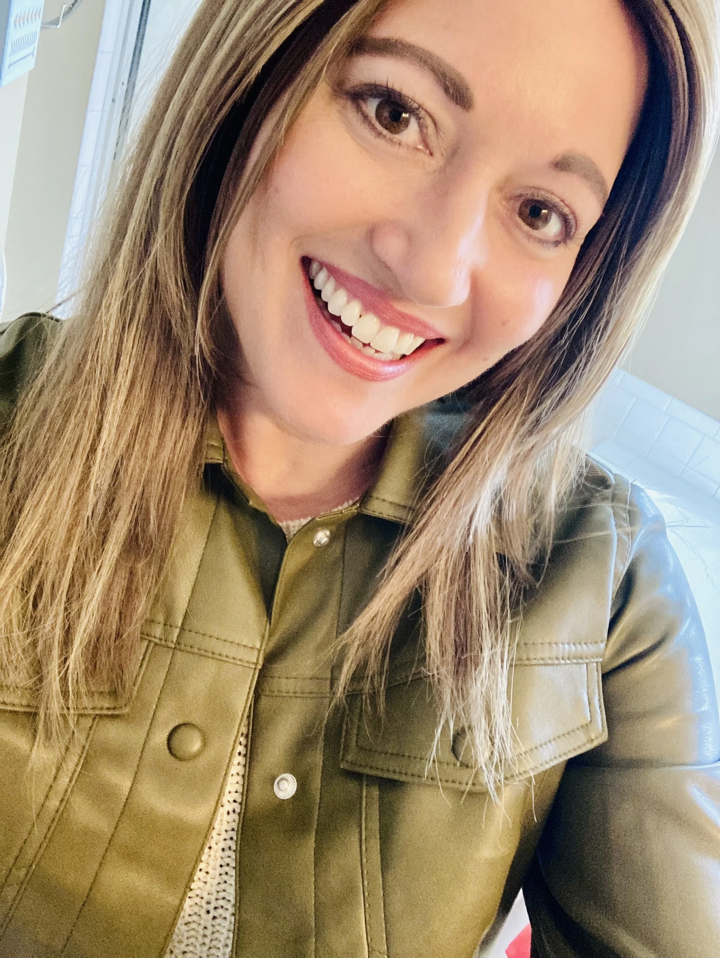 Selfie of author Julie Yost