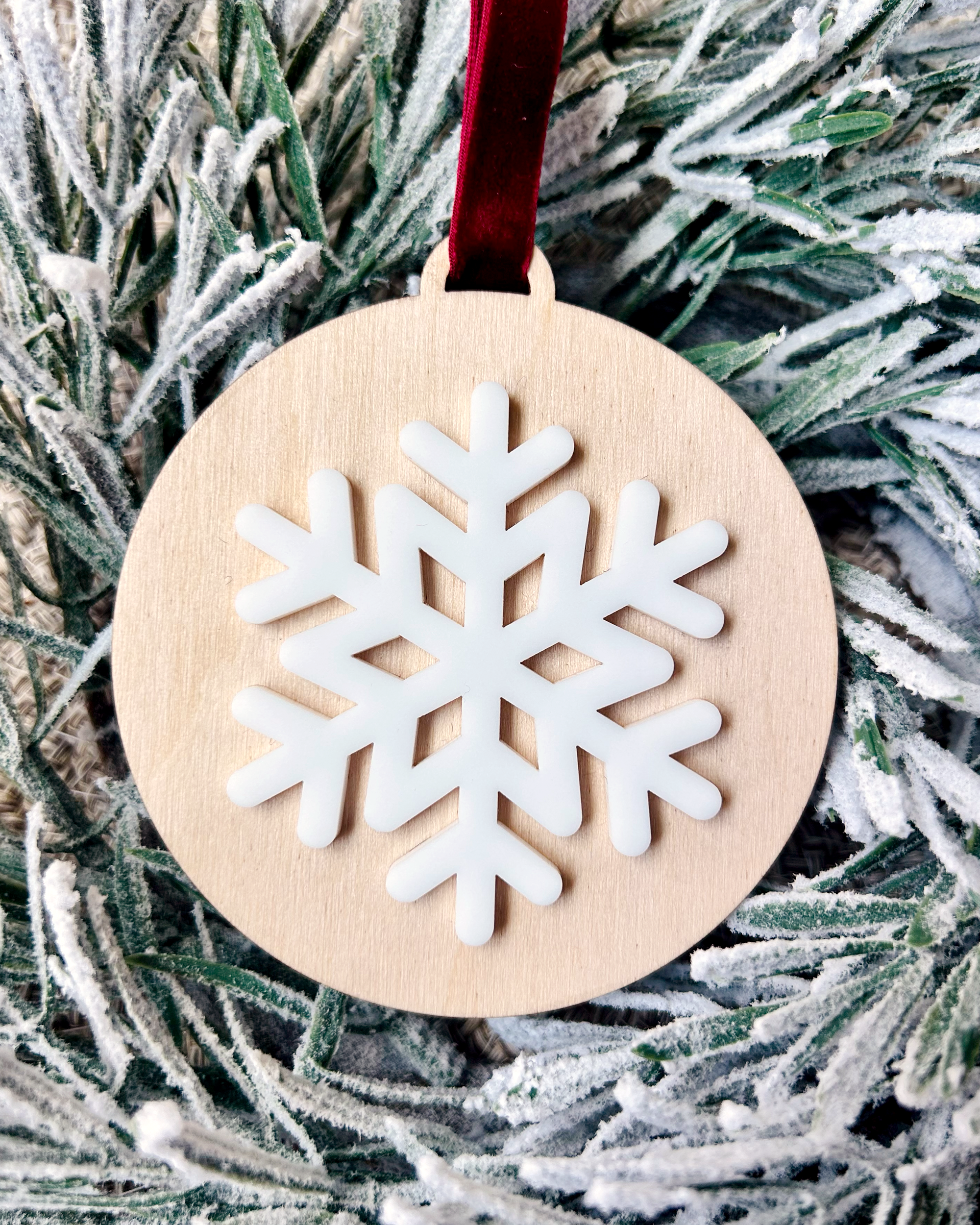 snowflake2.png