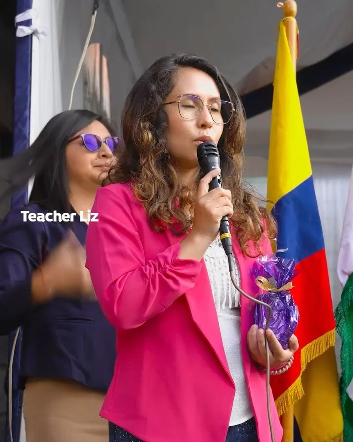 🙌 Detr&aacute;s de cada persona exitosa, hay maestros que creyeron en su potencial.

📍Estamos en #latacunga : Isla Marchena y pasaje I a 500 metros del colegio CEC, v&iacute;a a Palopo.
.
.
.
#CAPCI #diadelmaestro #maestro #profes