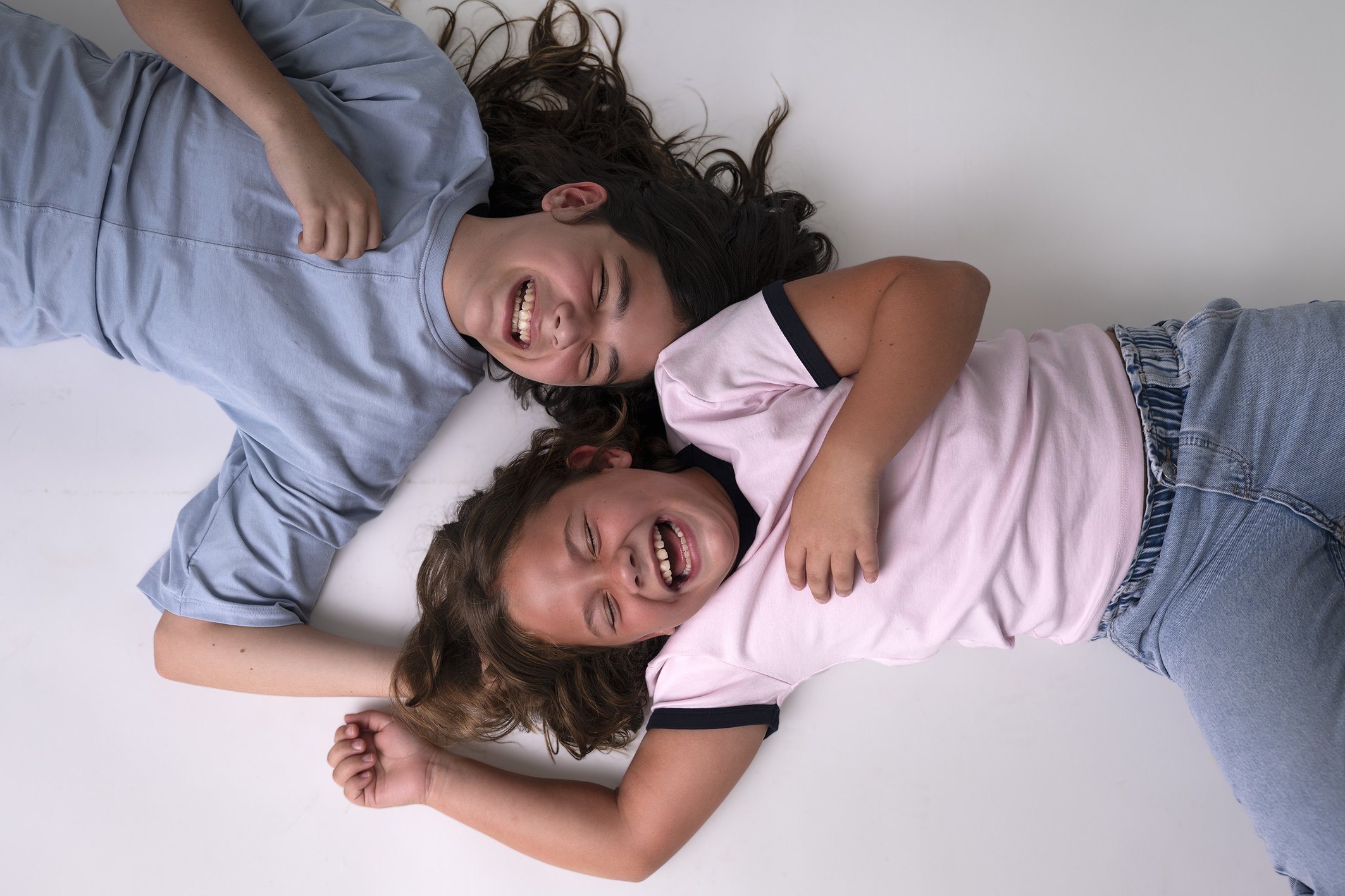 sesión-familia-en-estudio-málaga.jpg