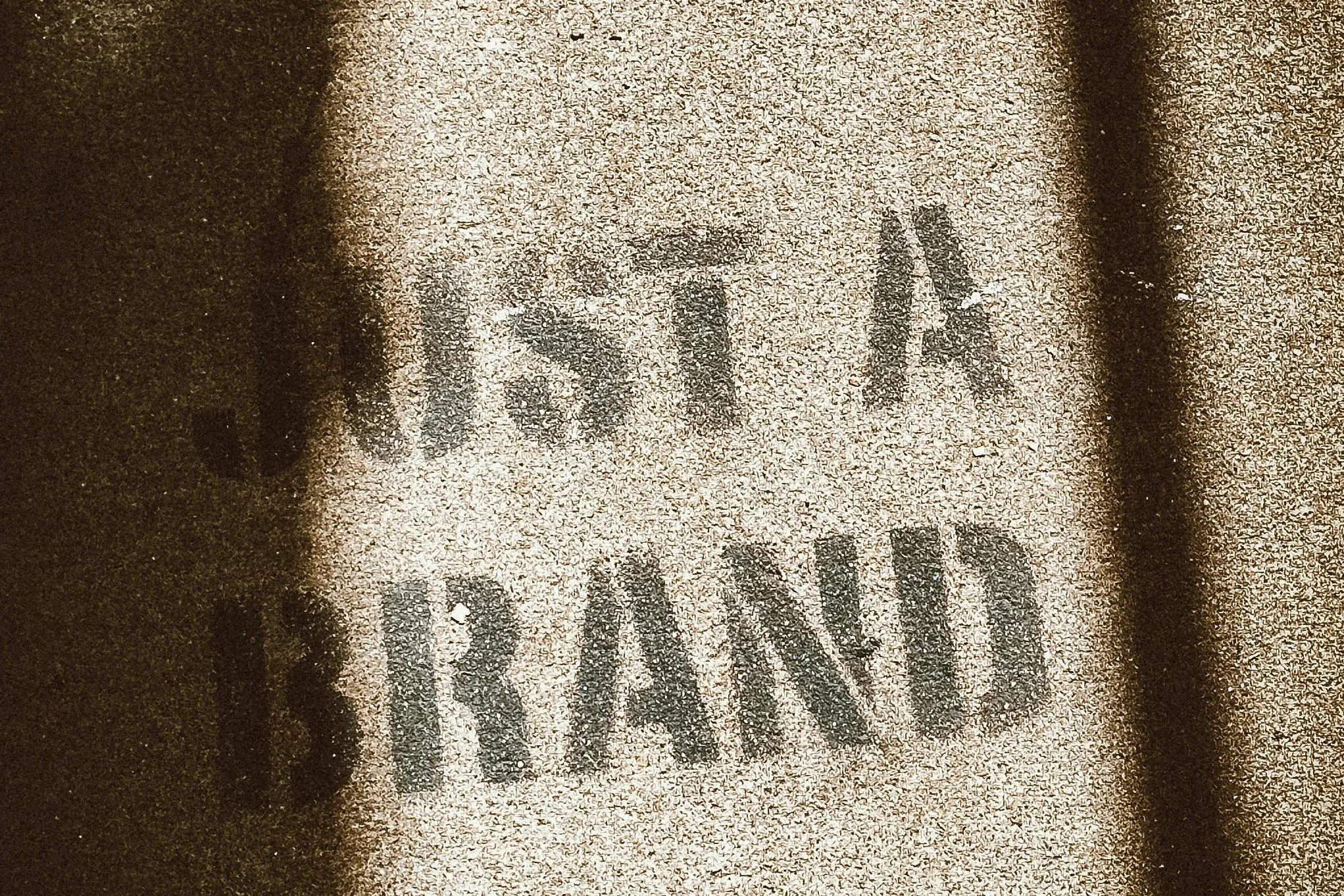 Brand Positioning in the GCC: Why Most Businesses Say the Same Thing and What to Do Instead