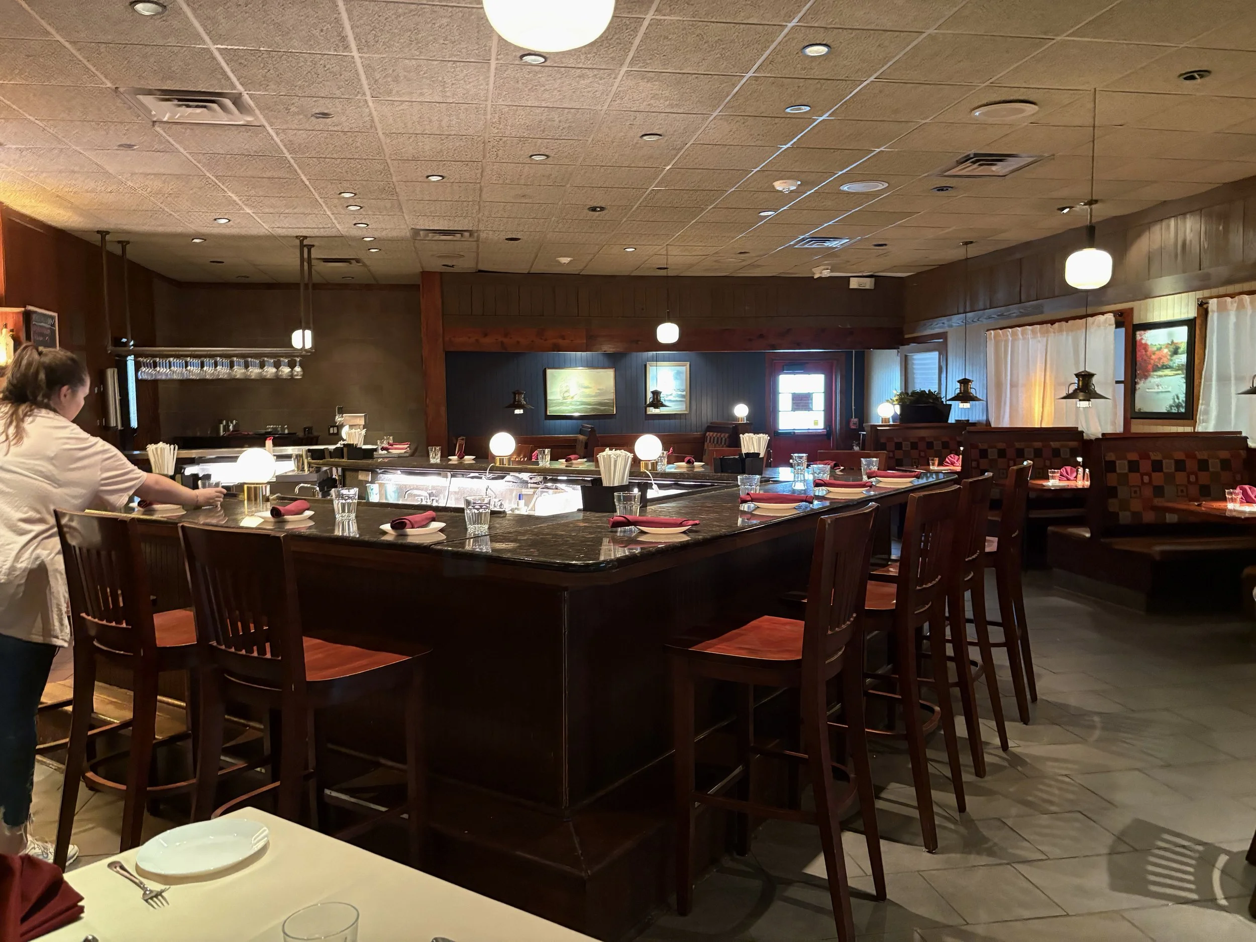 Nice Restaurant WIde.jpg