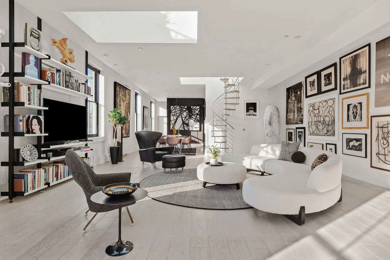 SOHO PENTHOUSE — photo 1