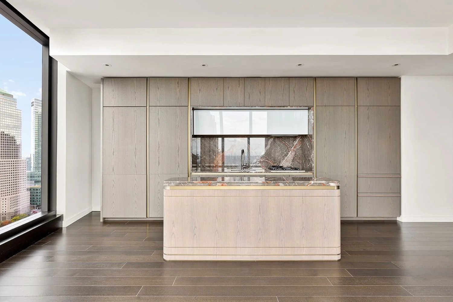 125 GREENWICH STREET — photo 2