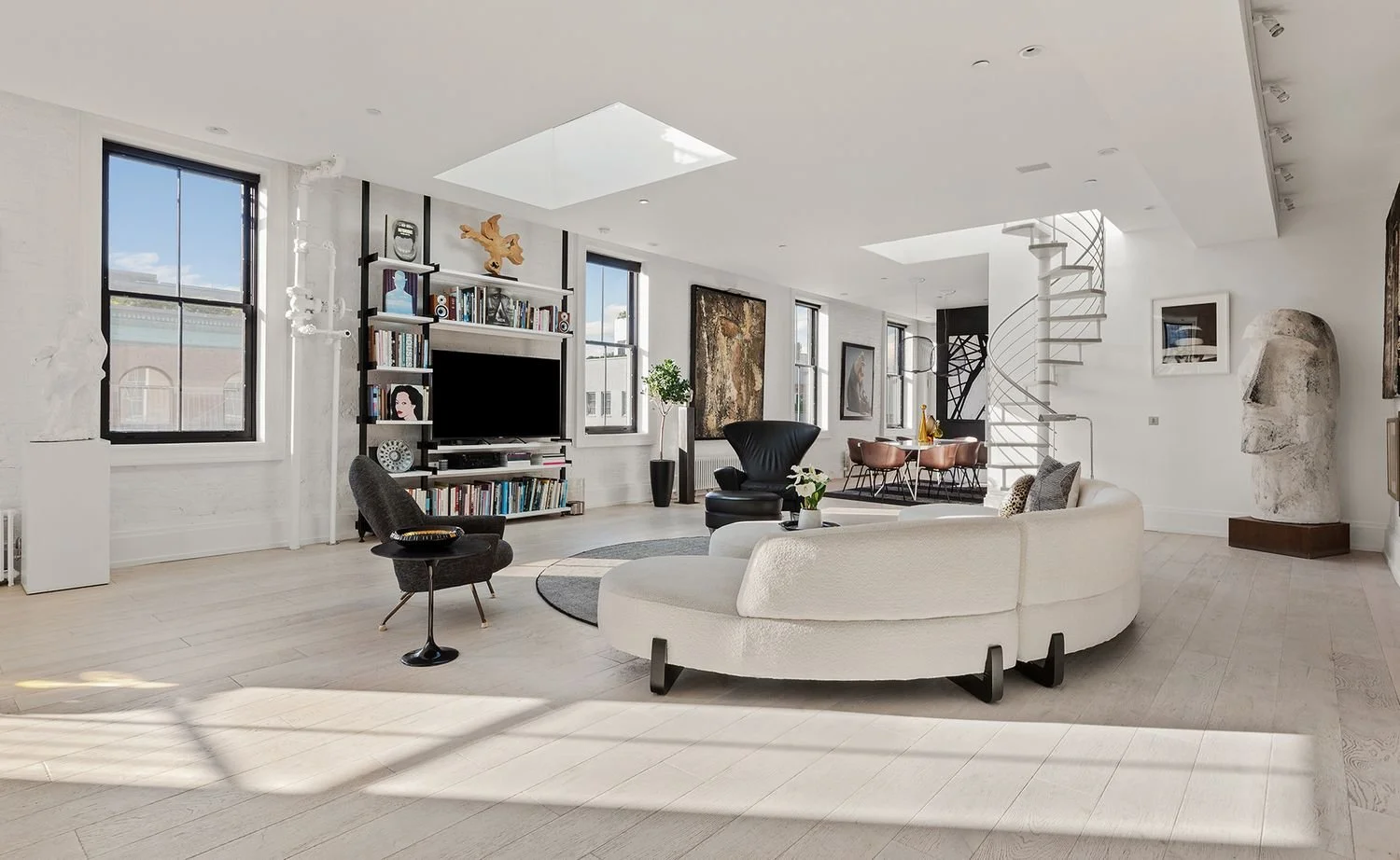 SOHO PENTHOUSE — 157 Spring St, New York, NY 10014