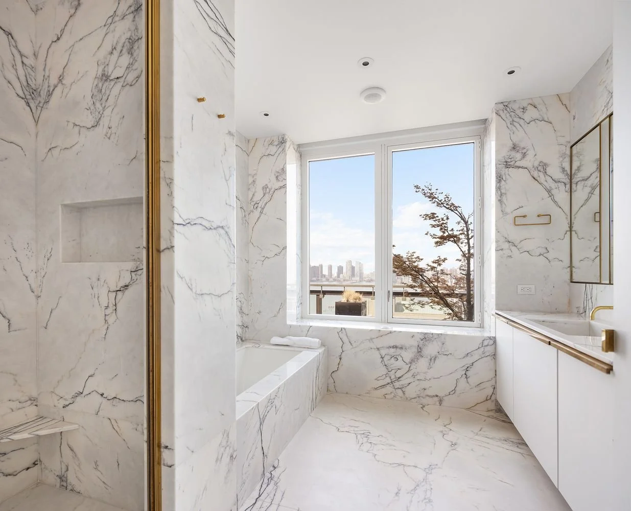 WEST SOHO PENTHOUSE — photo 8
