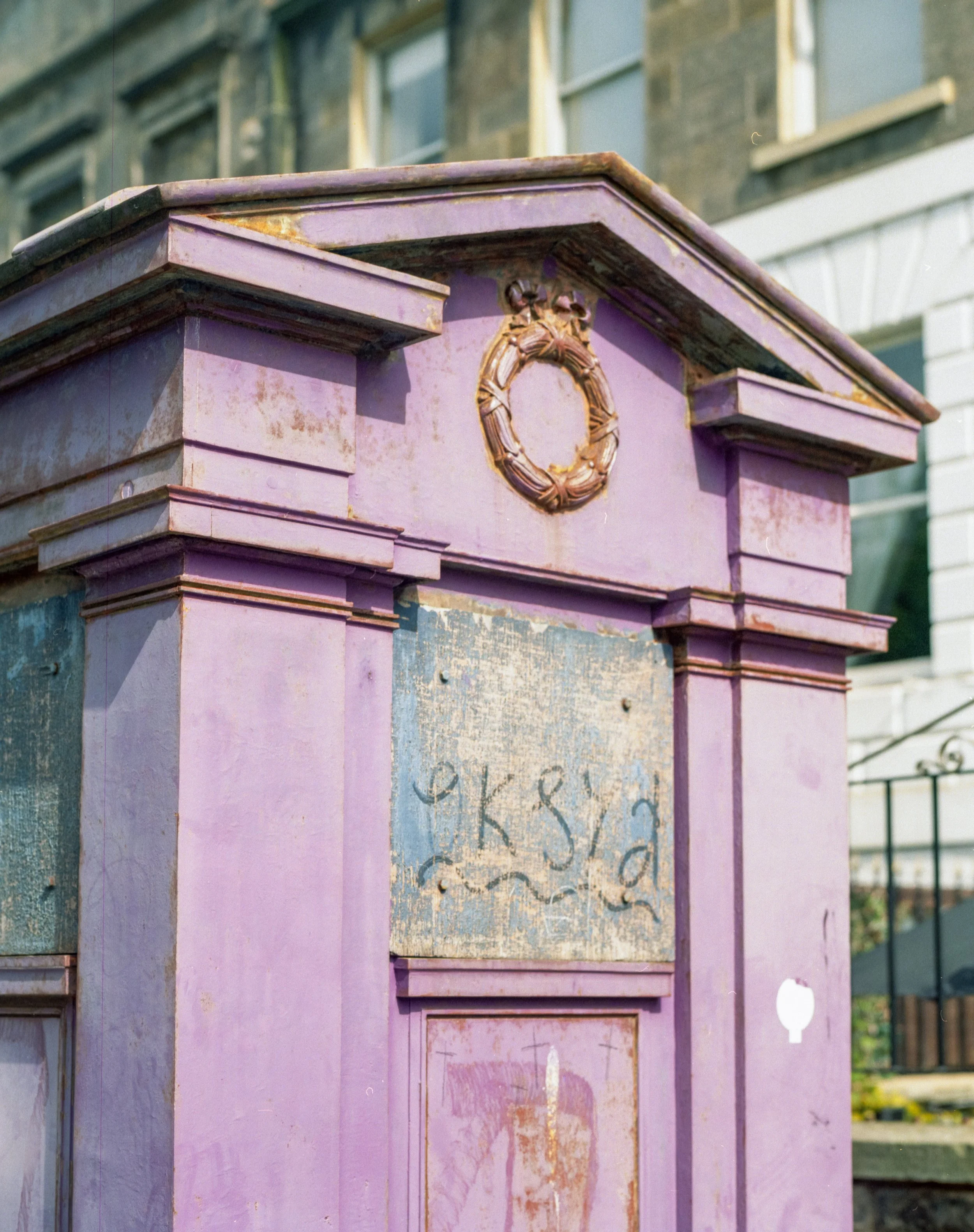 260508_Policebox2_RZGold2000008.JPG