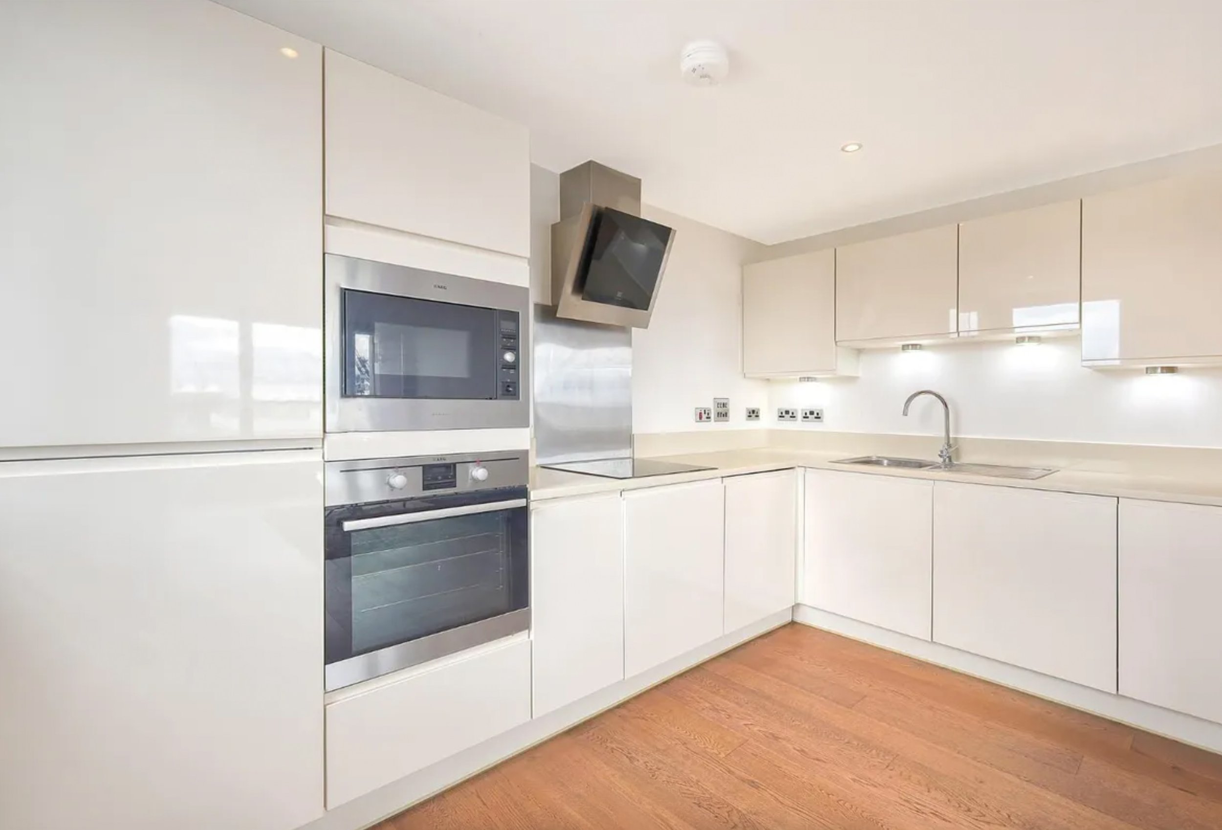 F43MalPoi 2026-04-01 at 15.38.20.JPG