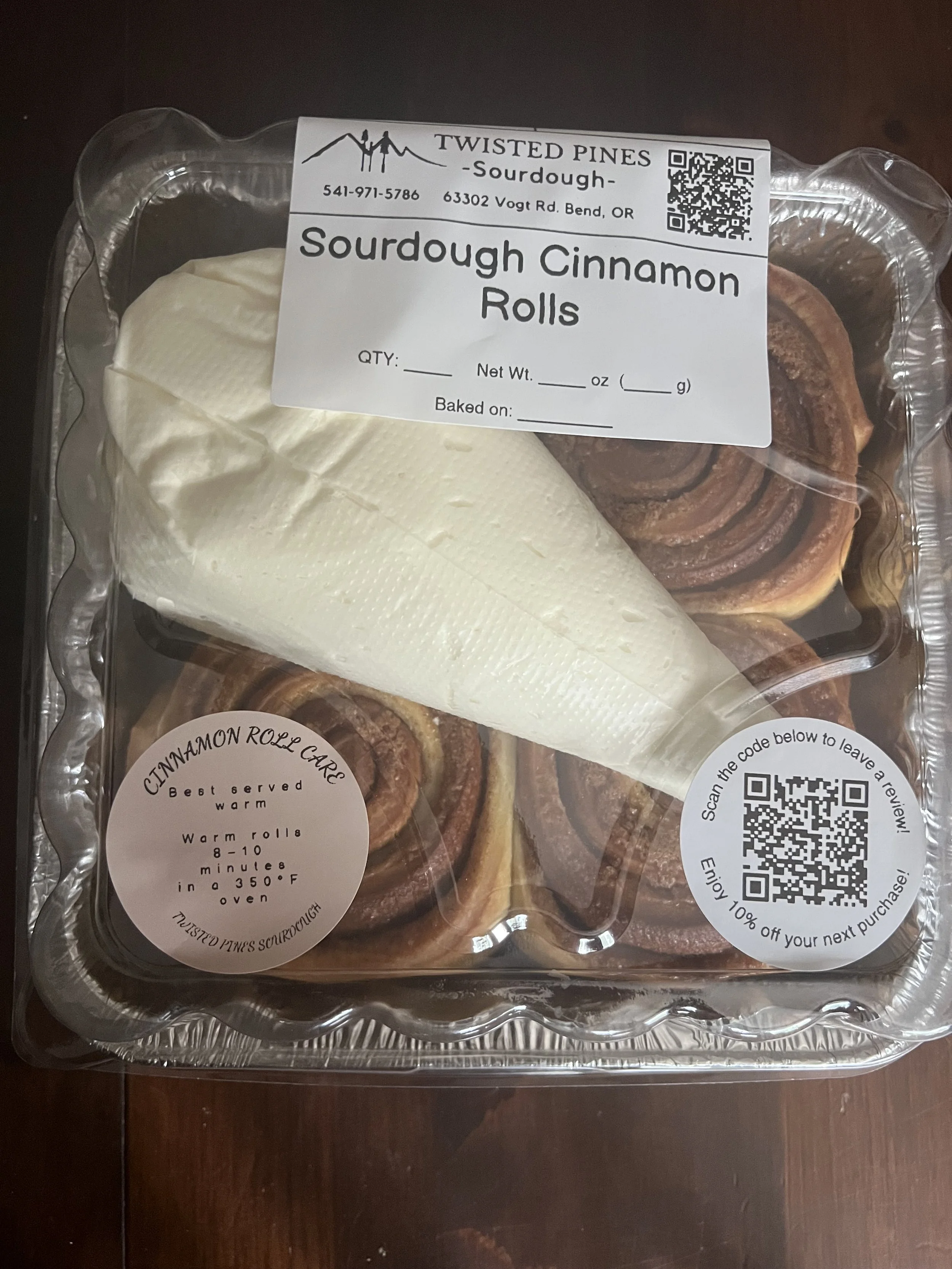 Cinnamon Rolls (4-pack) - Cream Cheese Frosting