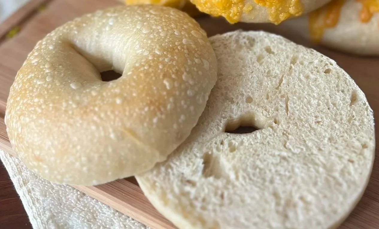 Plain Bagels (1/2 Dozen)