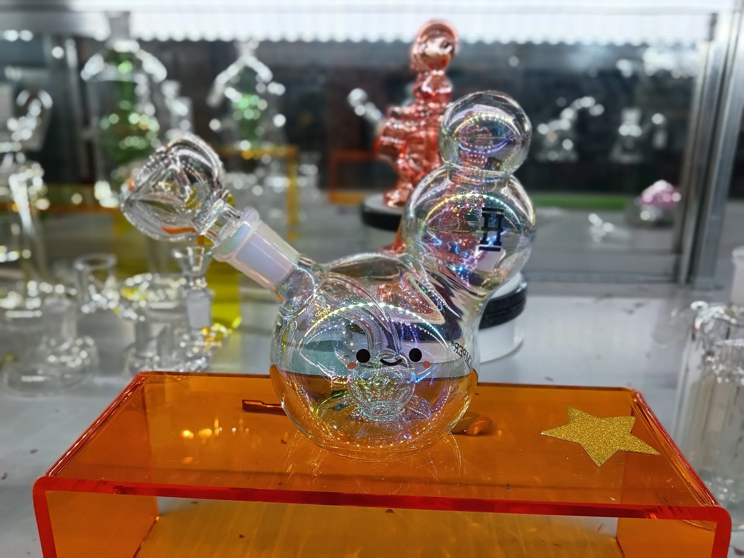 Hemper iridescent bubble bong