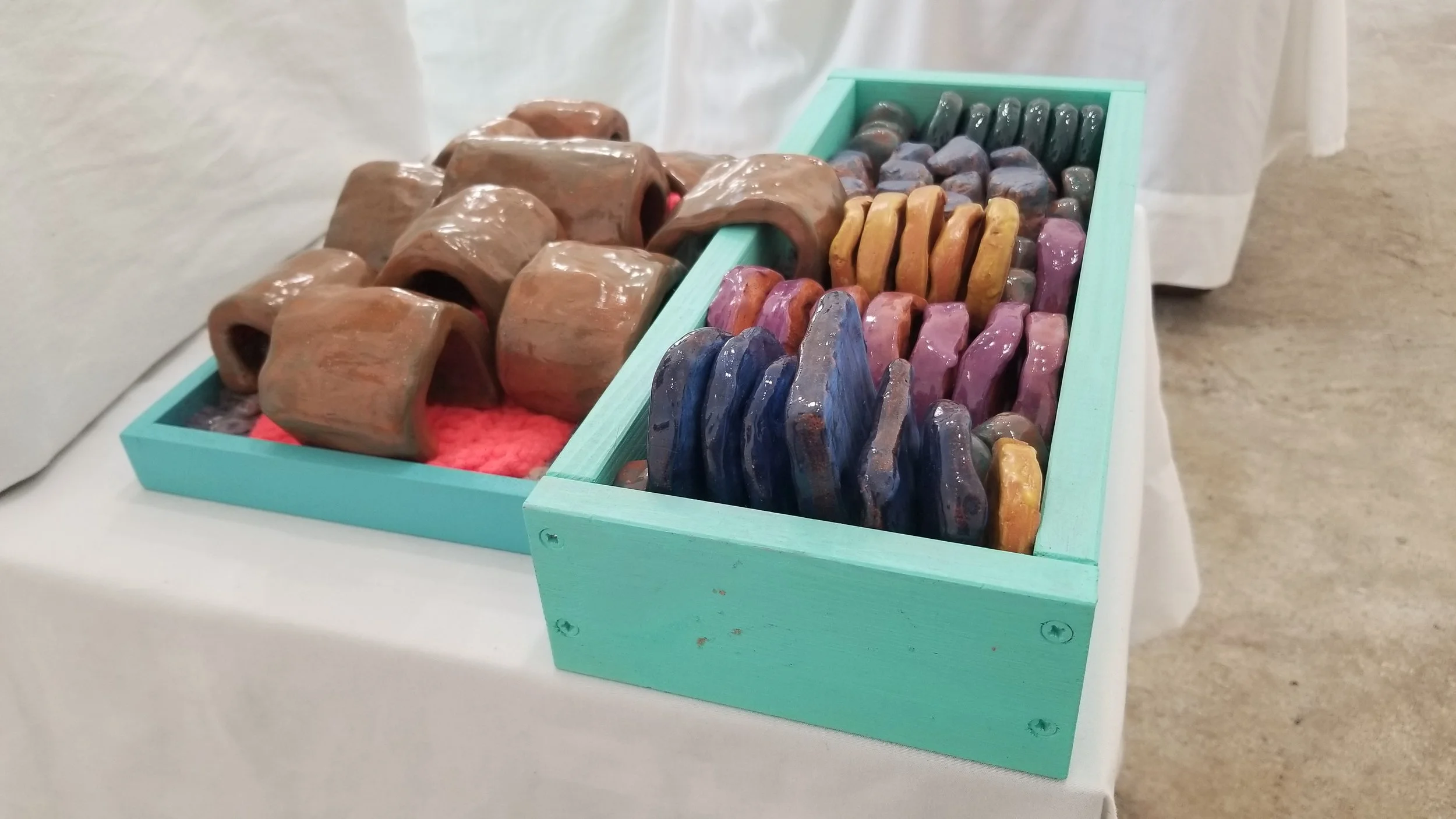 Mary Elkins
Cataloging Concerns
3.5” x 15” x 13”
Low Fire Clay, Glaze, Underglaze, Wood, Acrylic Yarn, Latex Paint, Lint
2024
