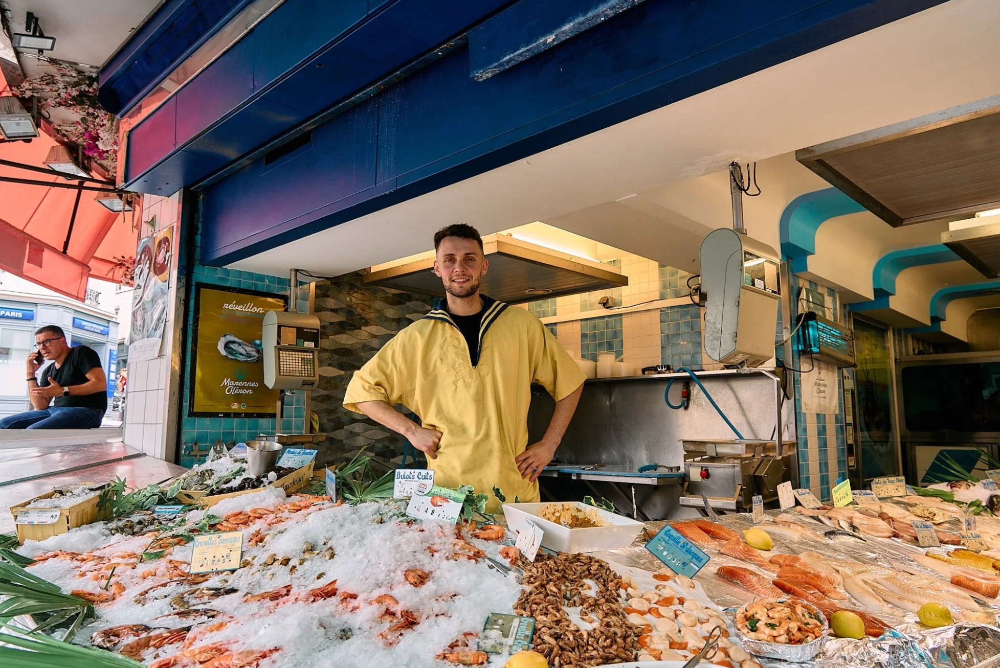 Small Business Photographer. Photographer for brands and business . Natural Portraits Photographer.