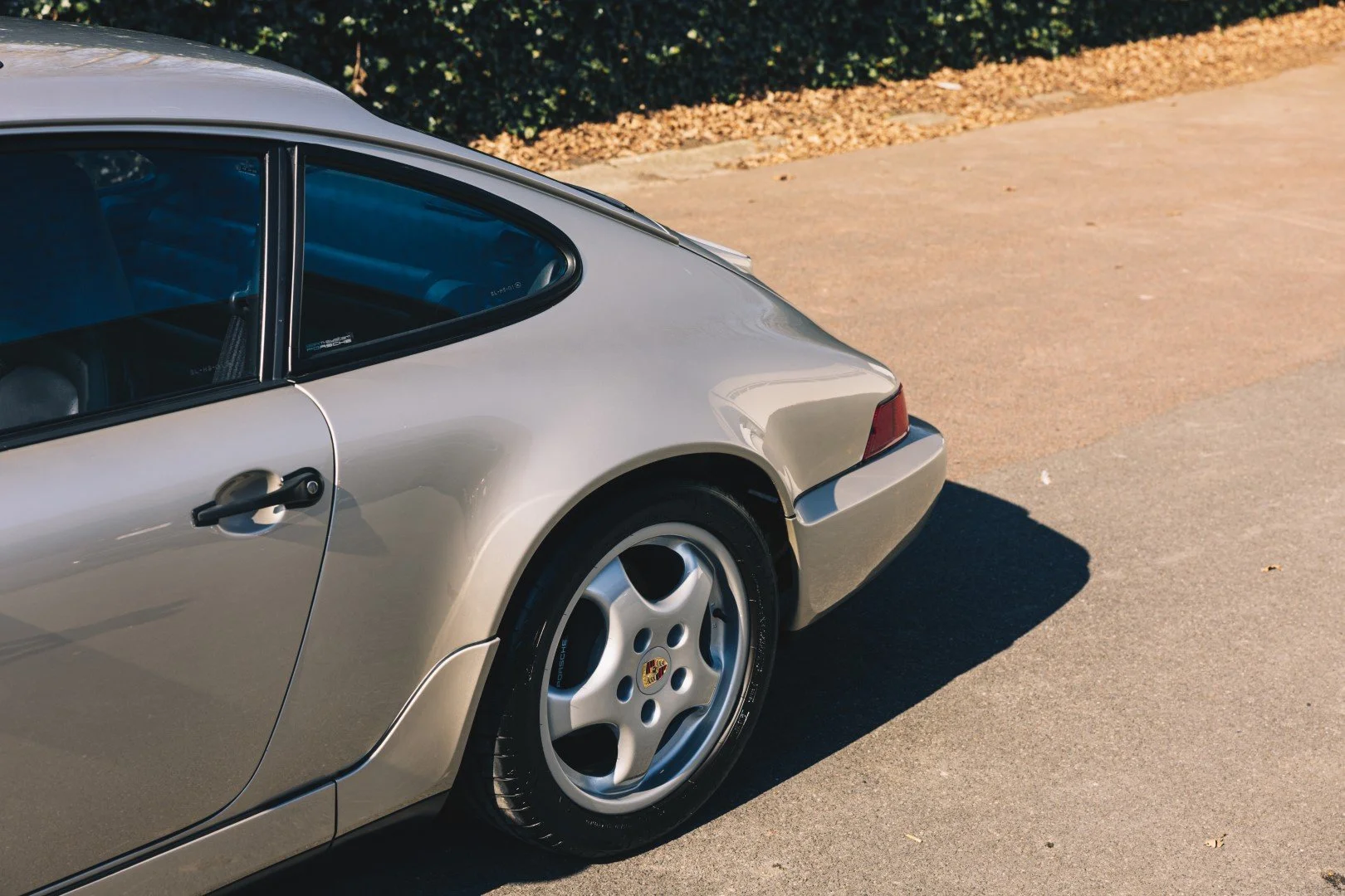 Porsche 964 Carrera 4 1990 Linen Grey Metallic Exterior_013.jpg