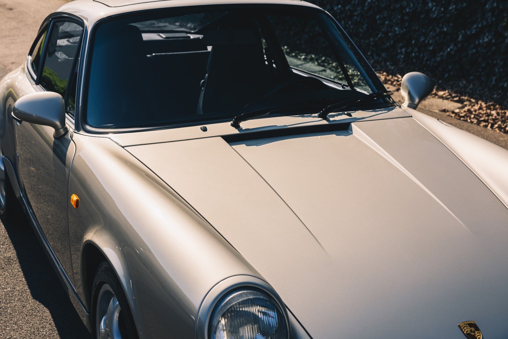 Porsche 964 Carrera 4 1990 Linen Grey Metallic Exterior_020.jpg