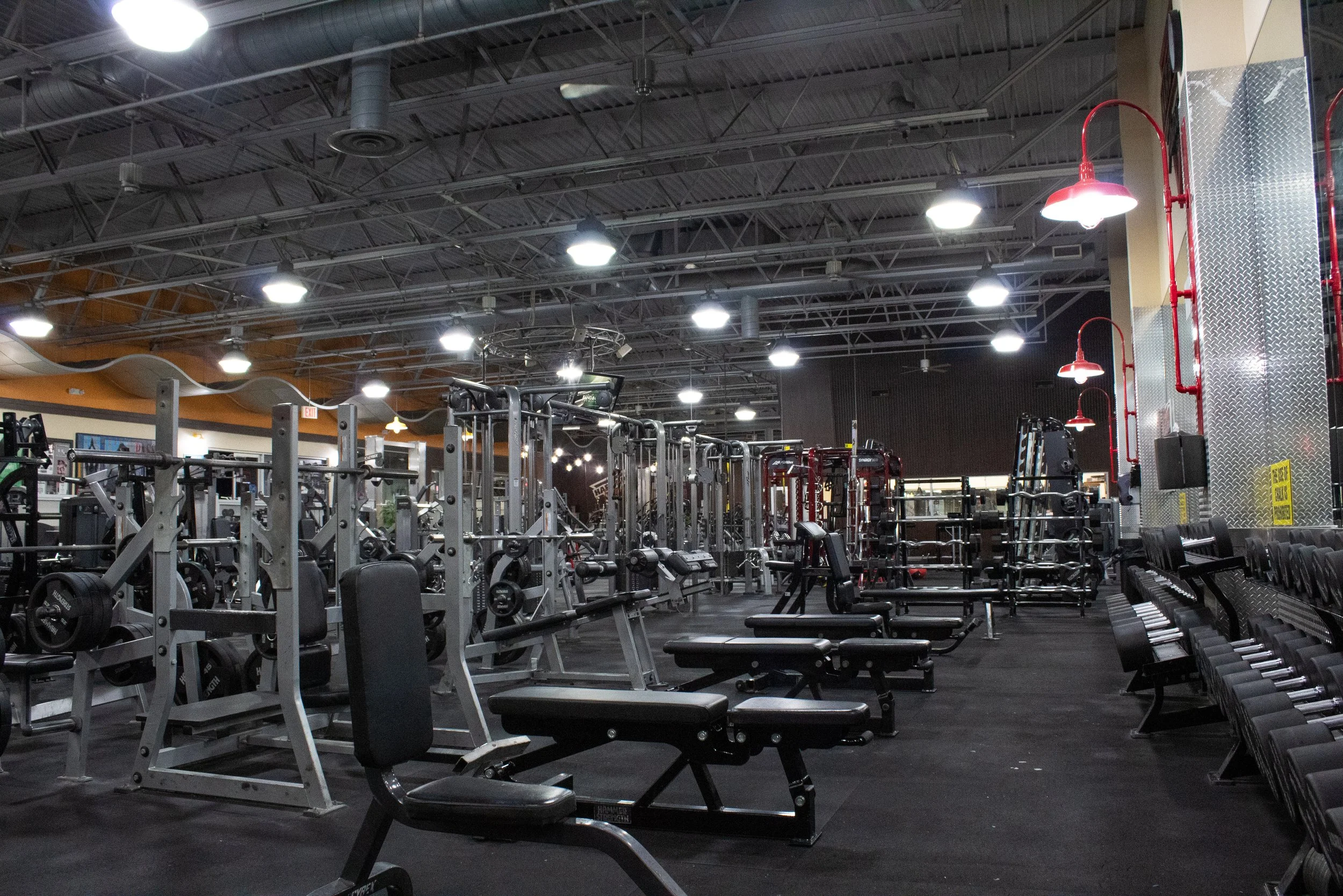 Harbor Fitness Mill Basin FREE WEIGHTS